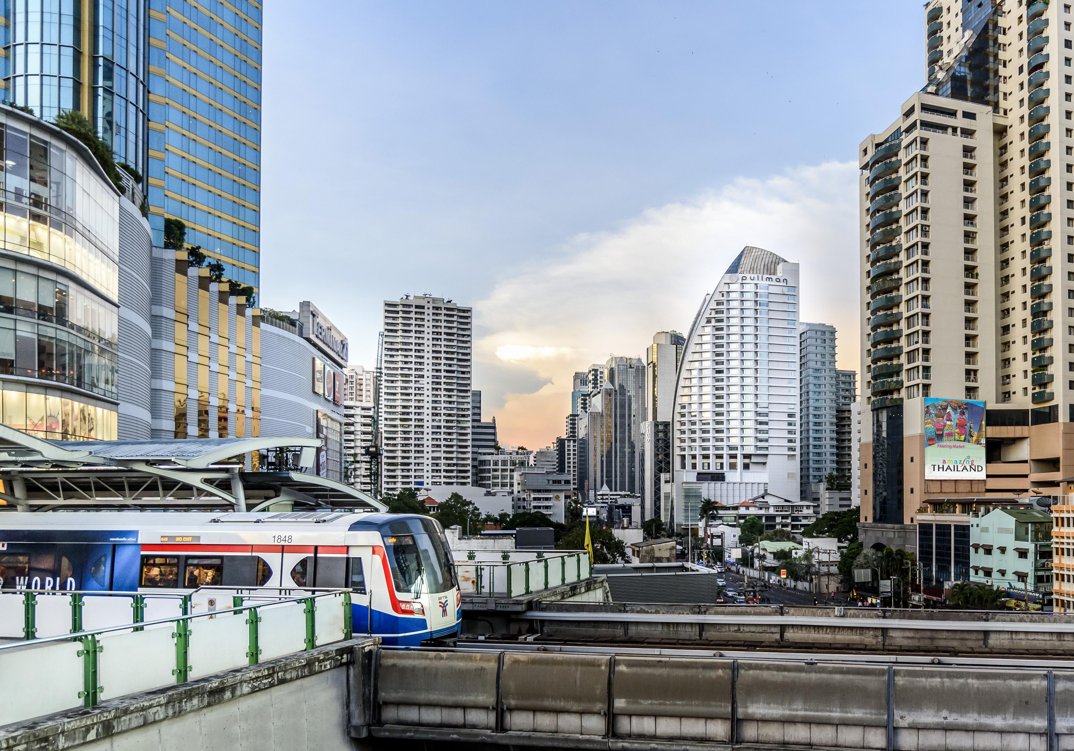 Hilton Grande Asoke Hotel