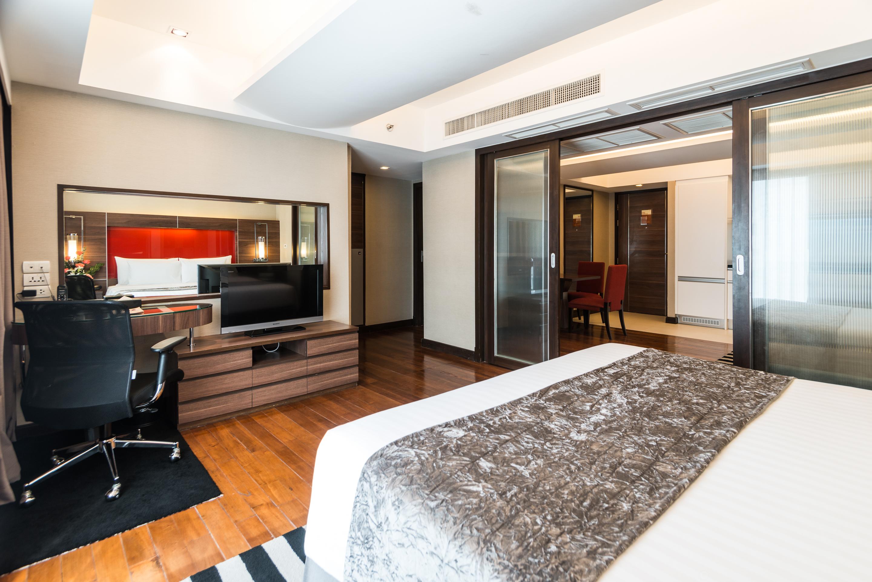 Legacy Sukhumvit - Sha Extra