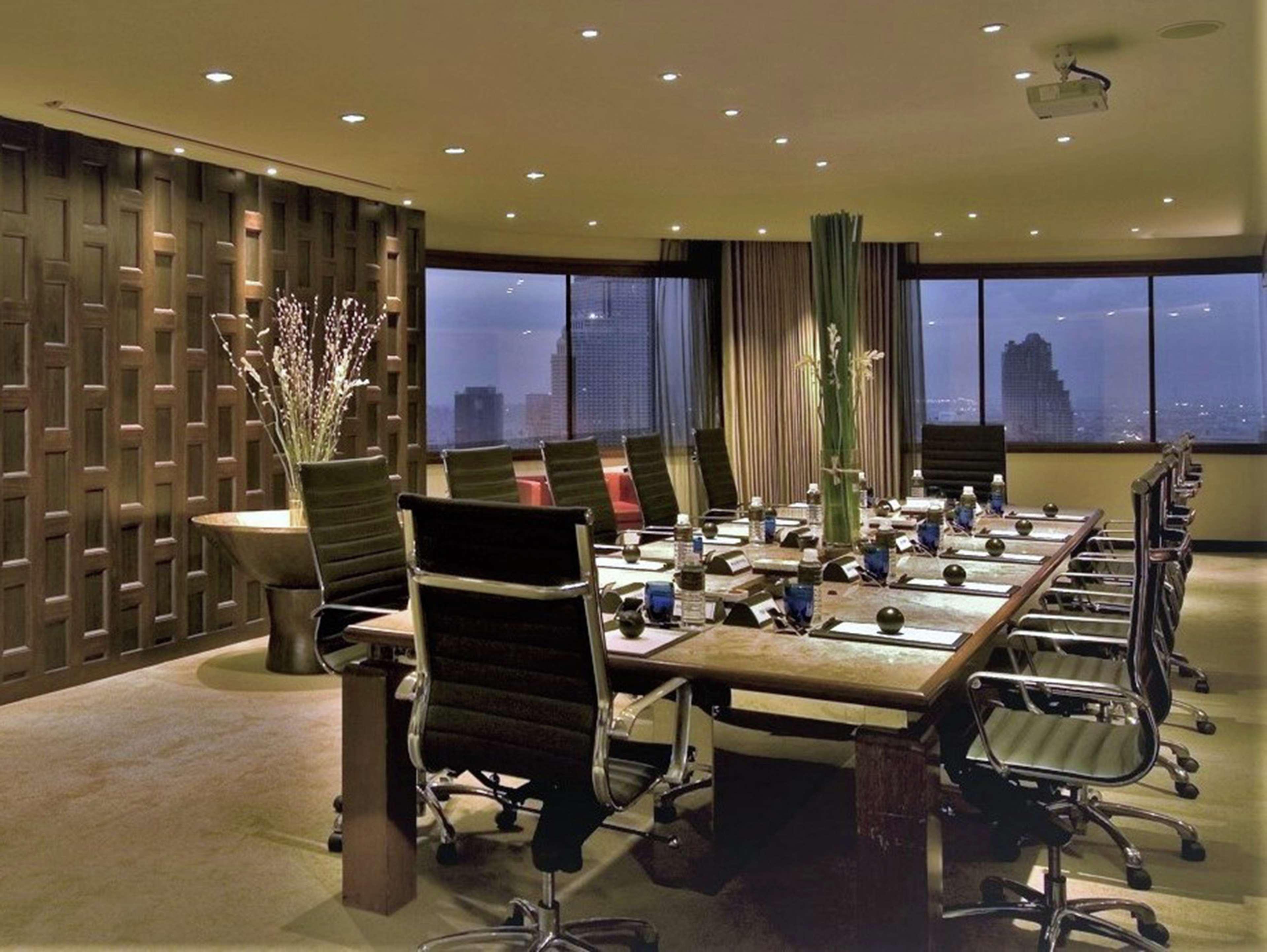 Millennium Hilton Hotel