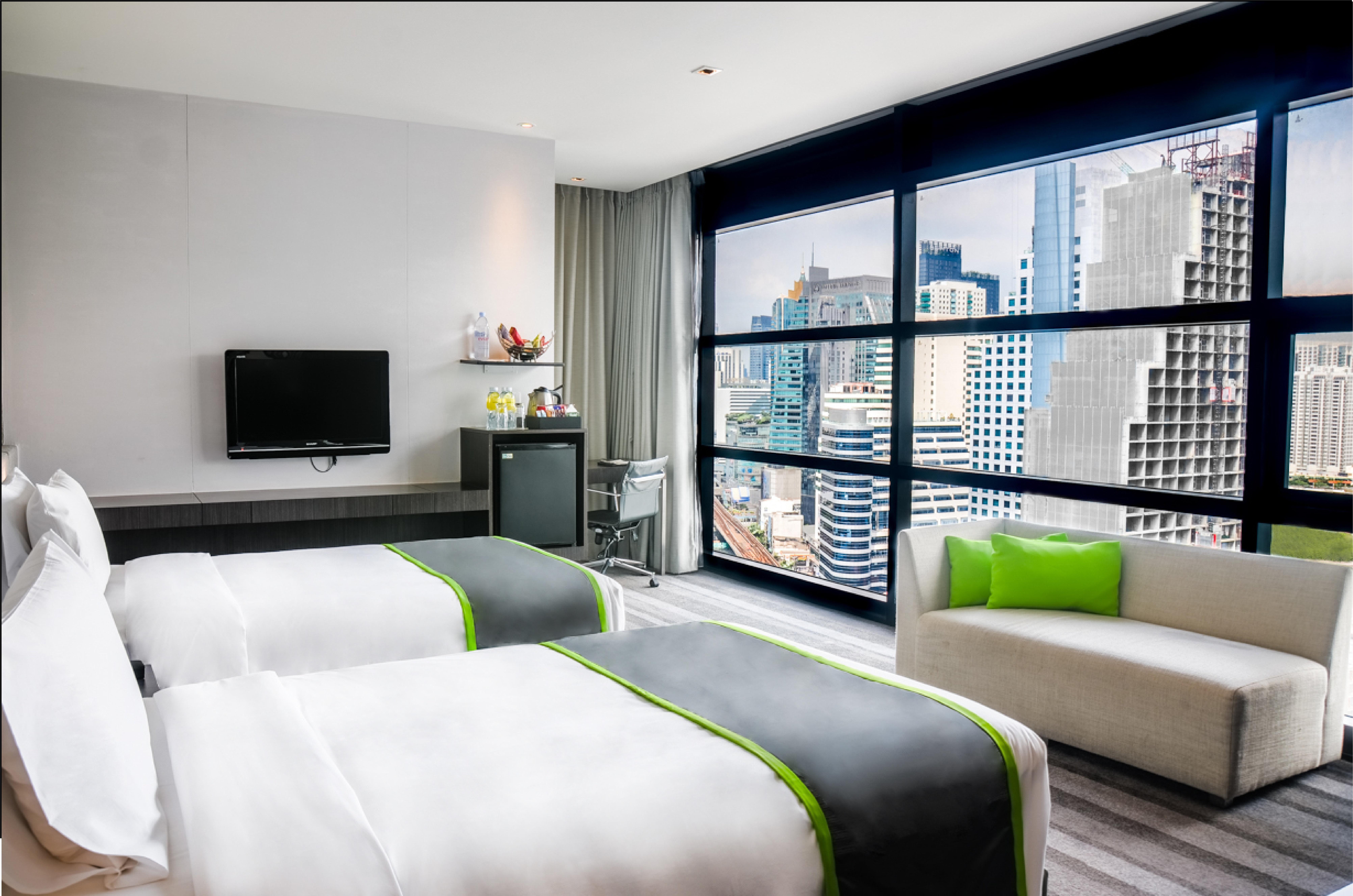 Millennium Hilton Hotel 5*