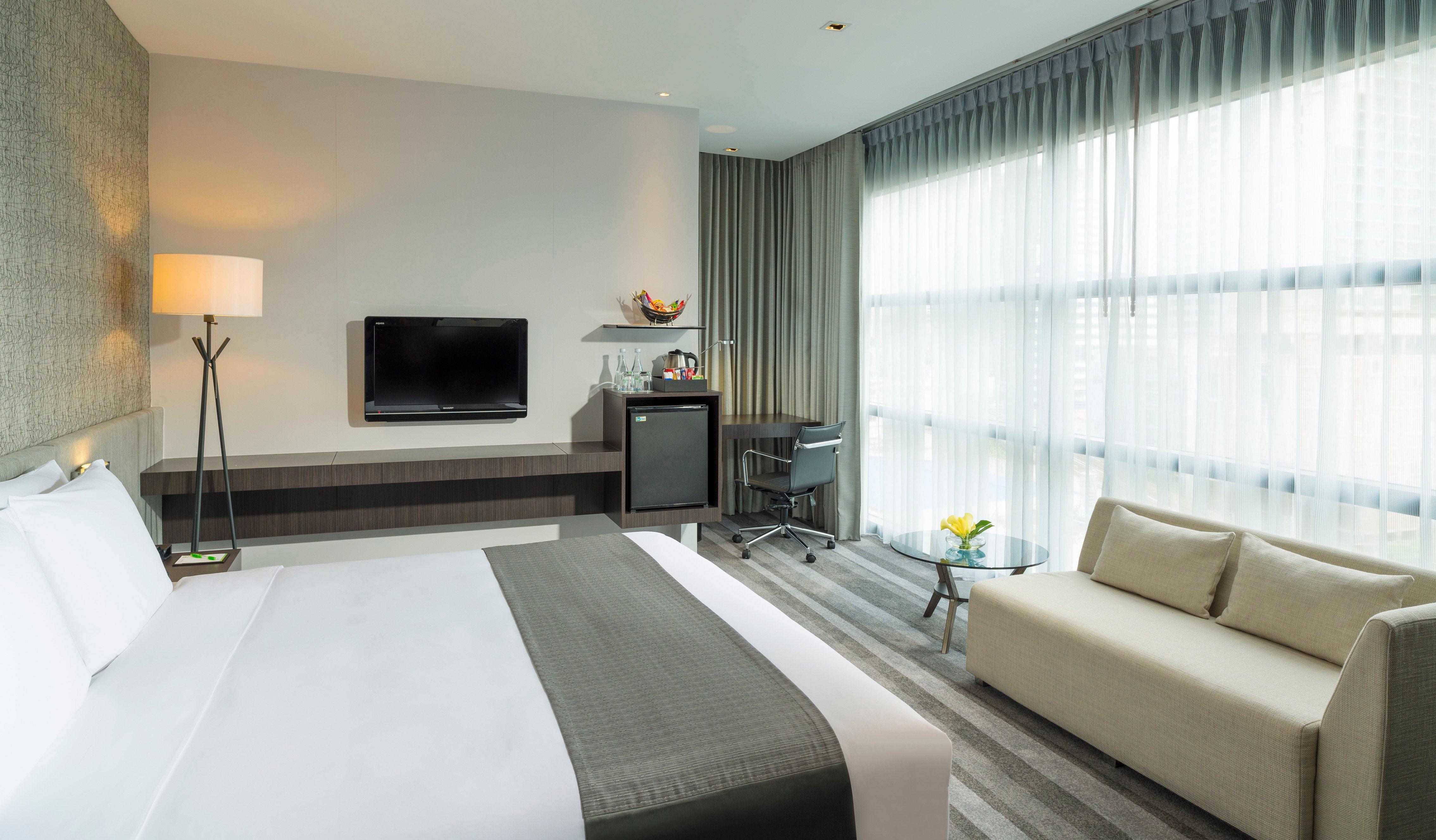 Millennium Hilton 5*