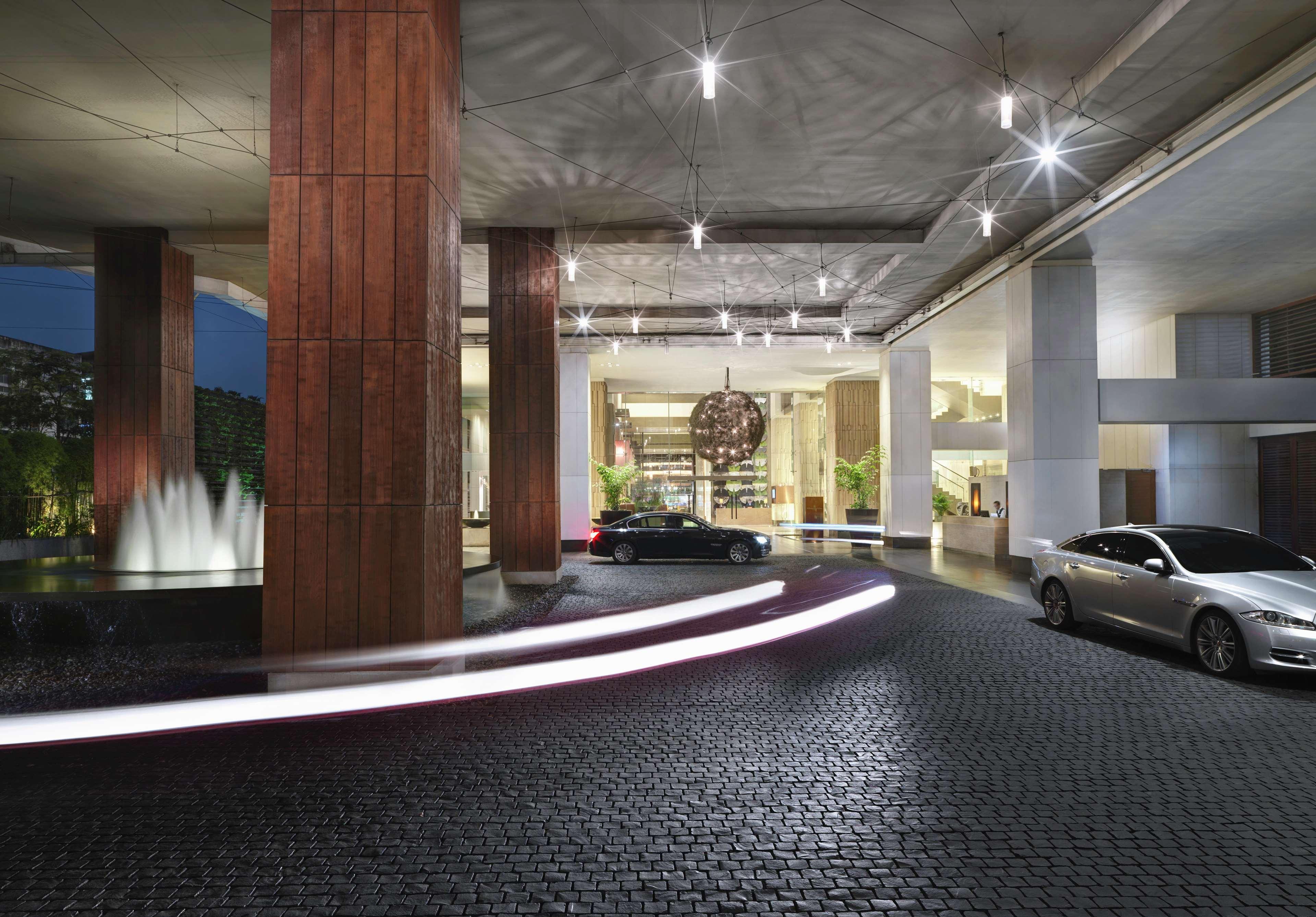 Hotel Millennium Hilton 5*