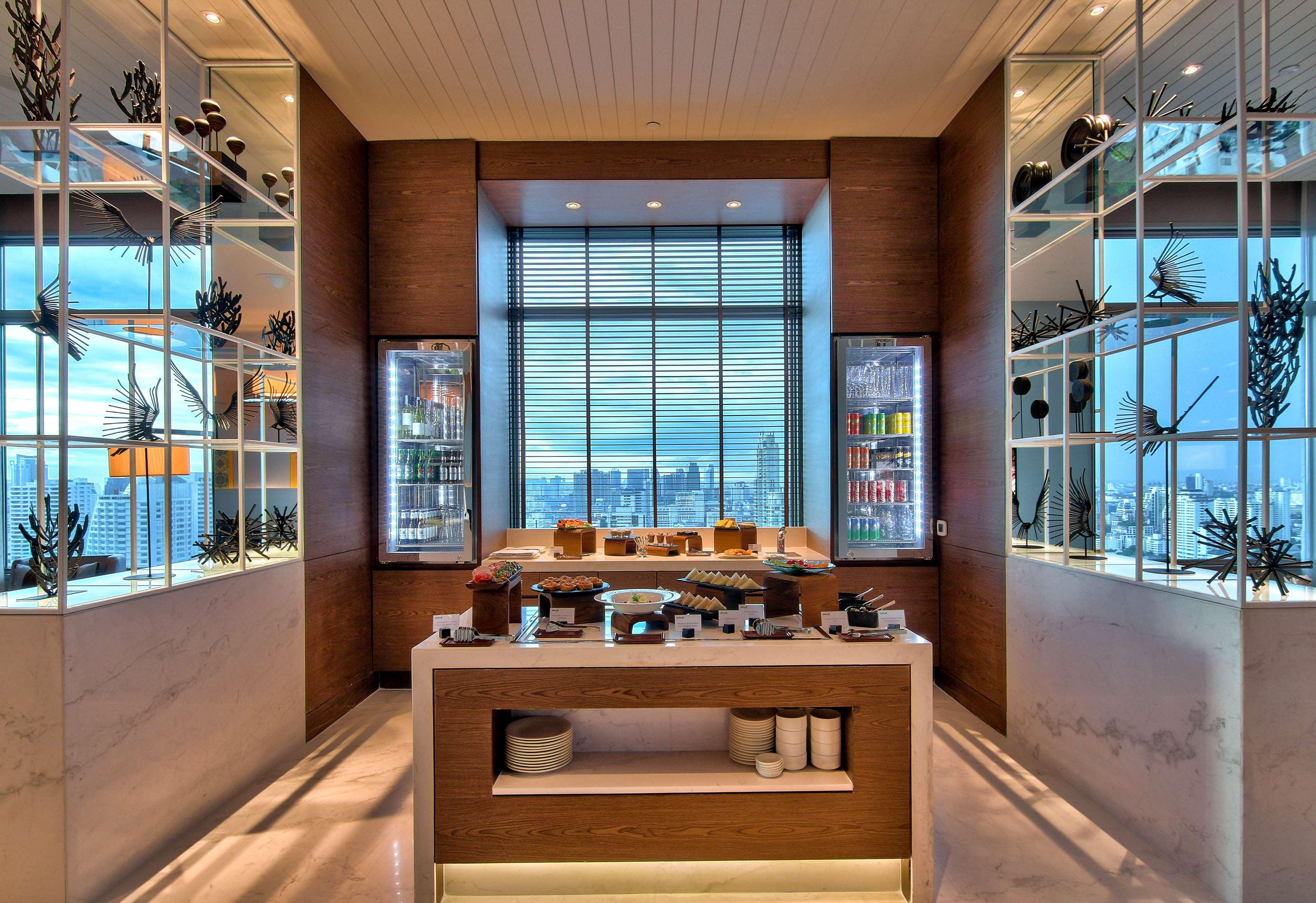 Radisson Blu Plaza Hotel