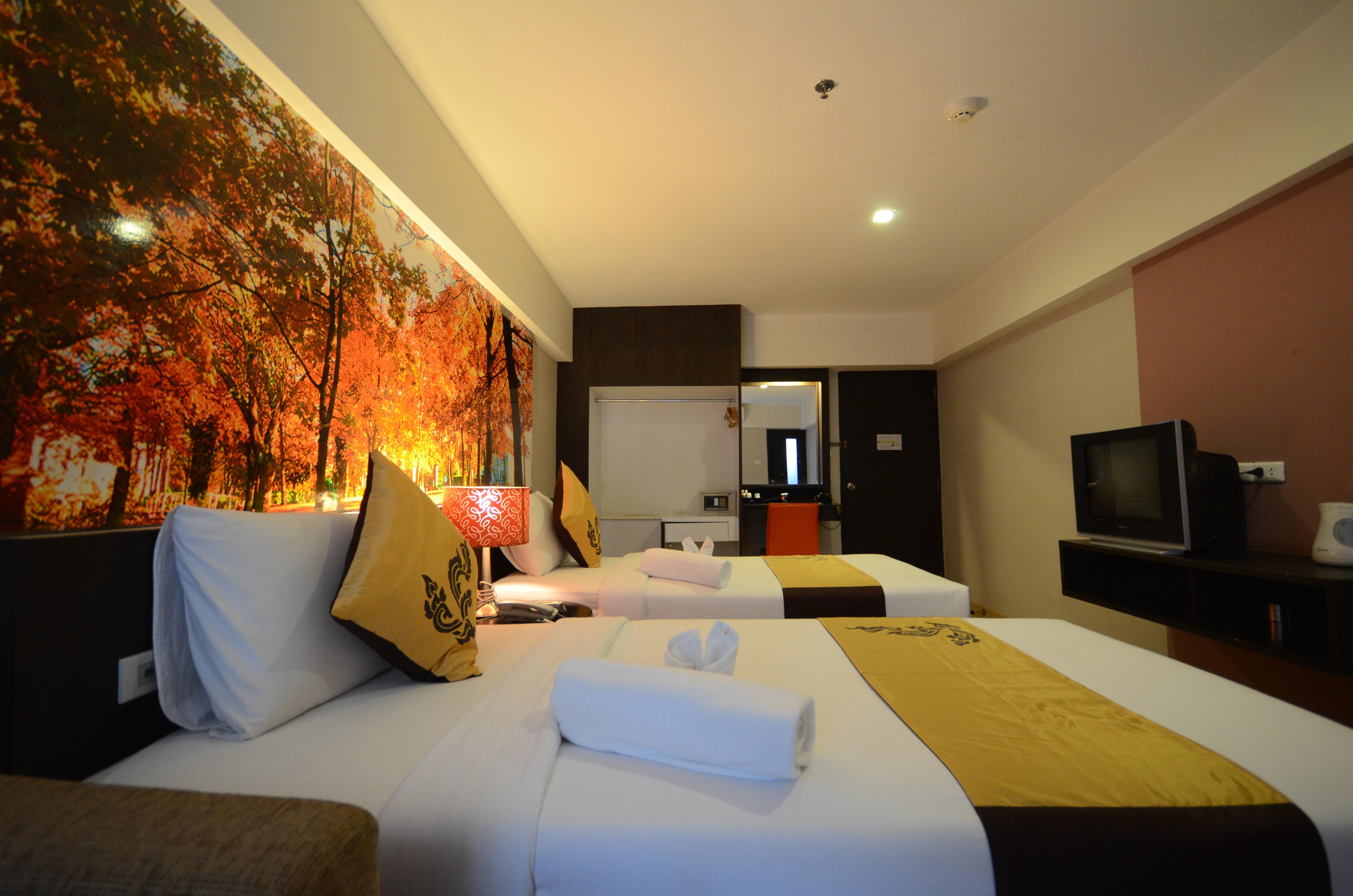 Hotel Solace At Srinakarin 5*