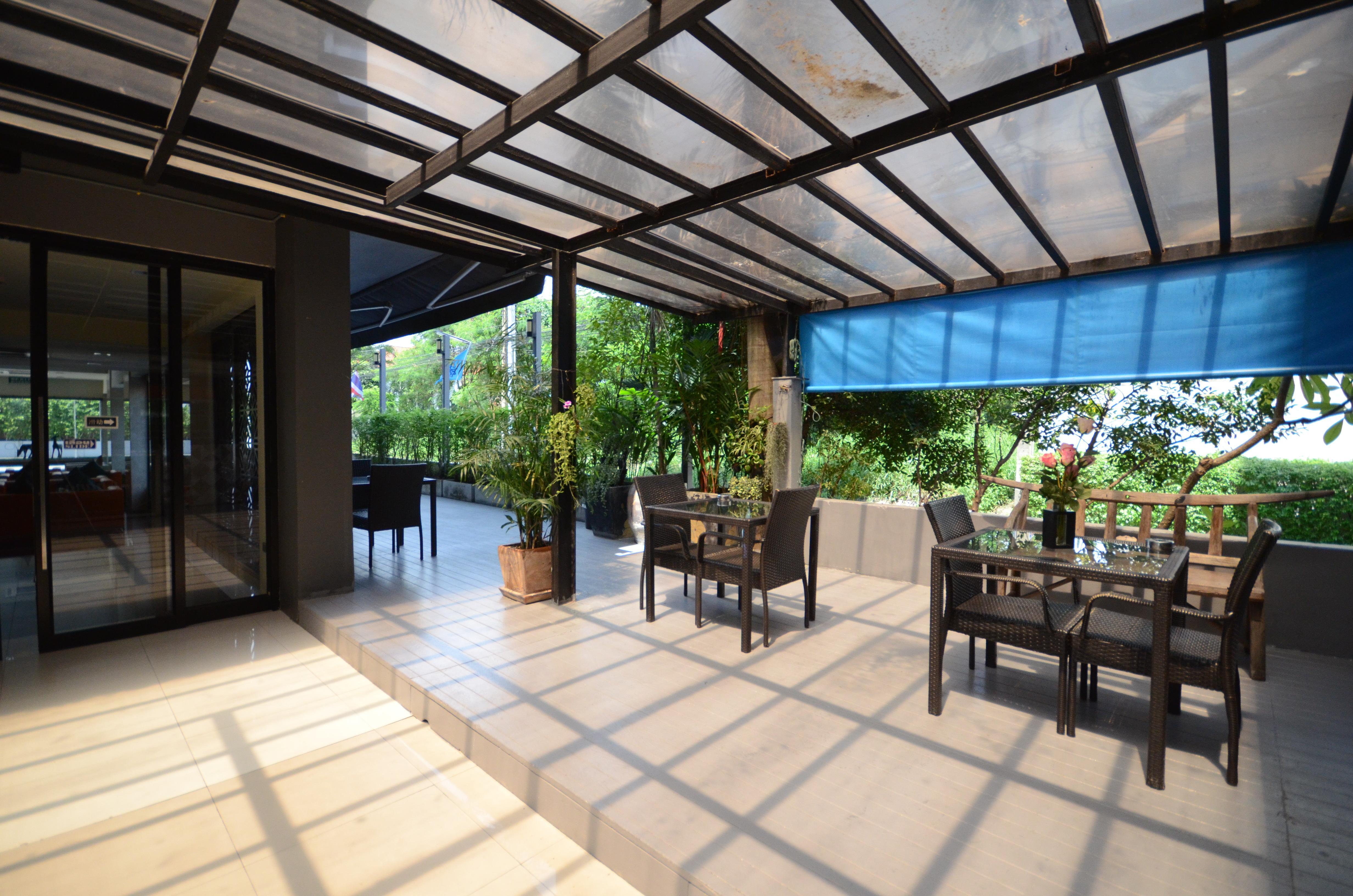Solace At Srinakarin 5*