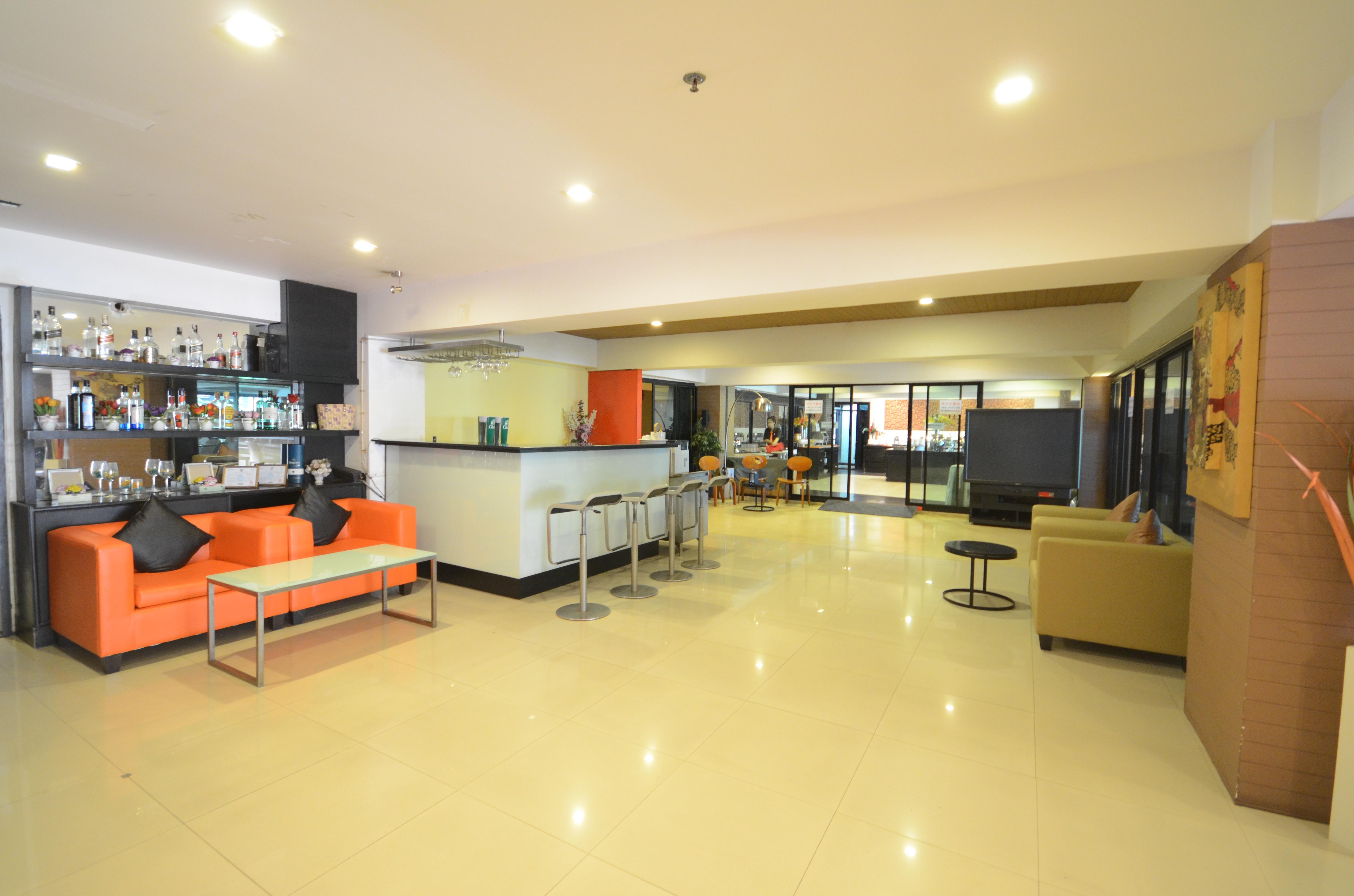 Solace At Srinakarin 5*