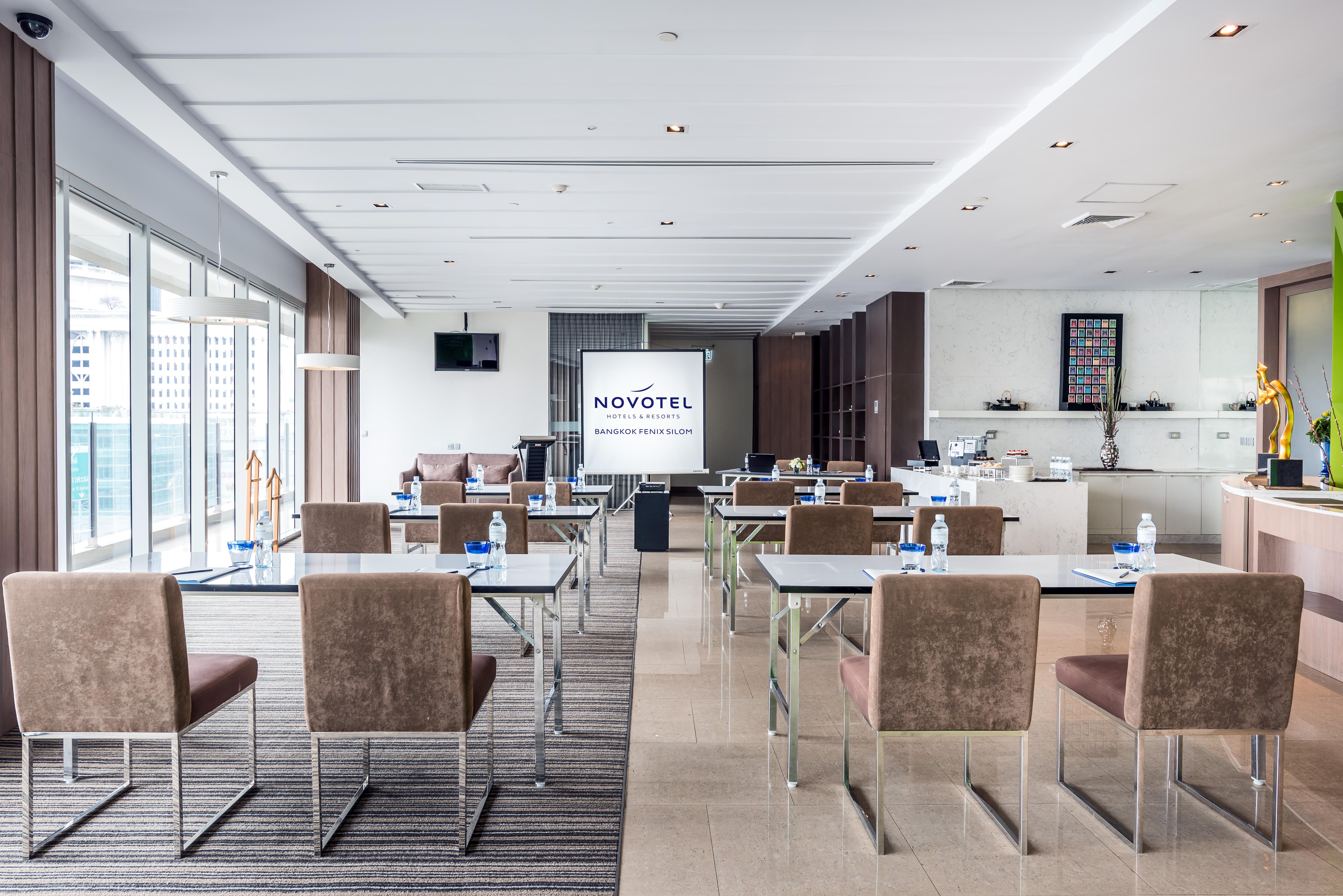 Hotel Hilton Garden Silom 4*