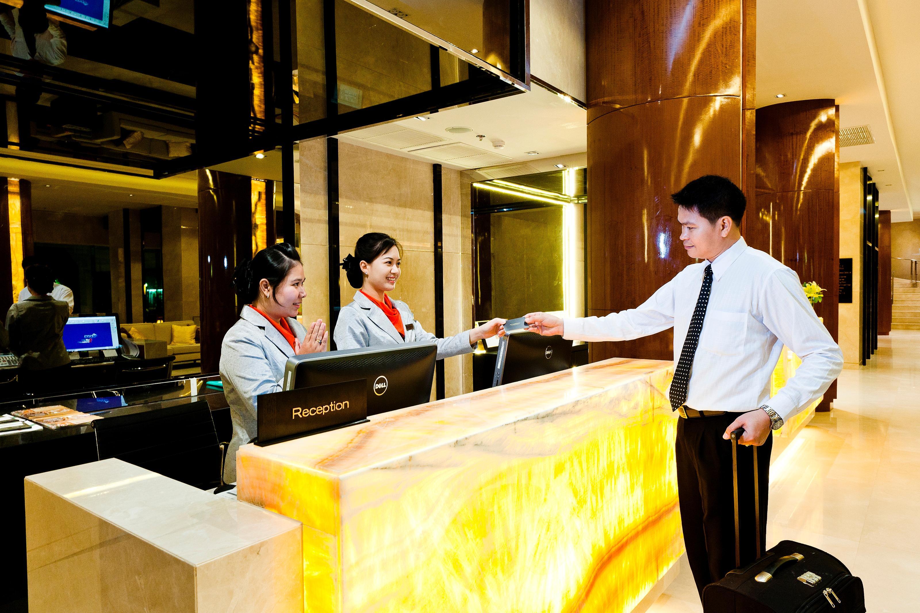 Royal Princess Larn Luang - Sha Extra 4*
