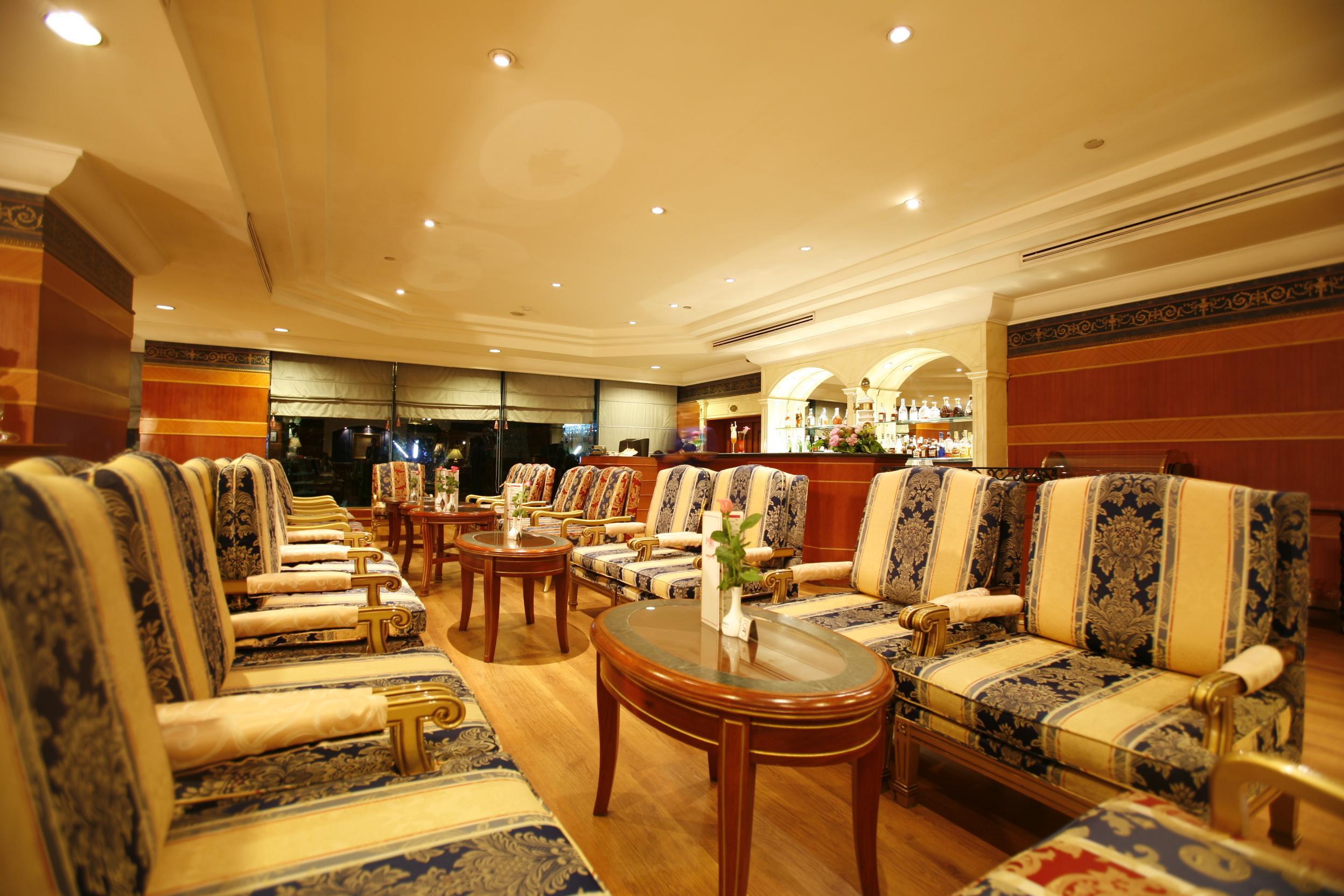 Hotel Golden Tulip Sovereign 4*