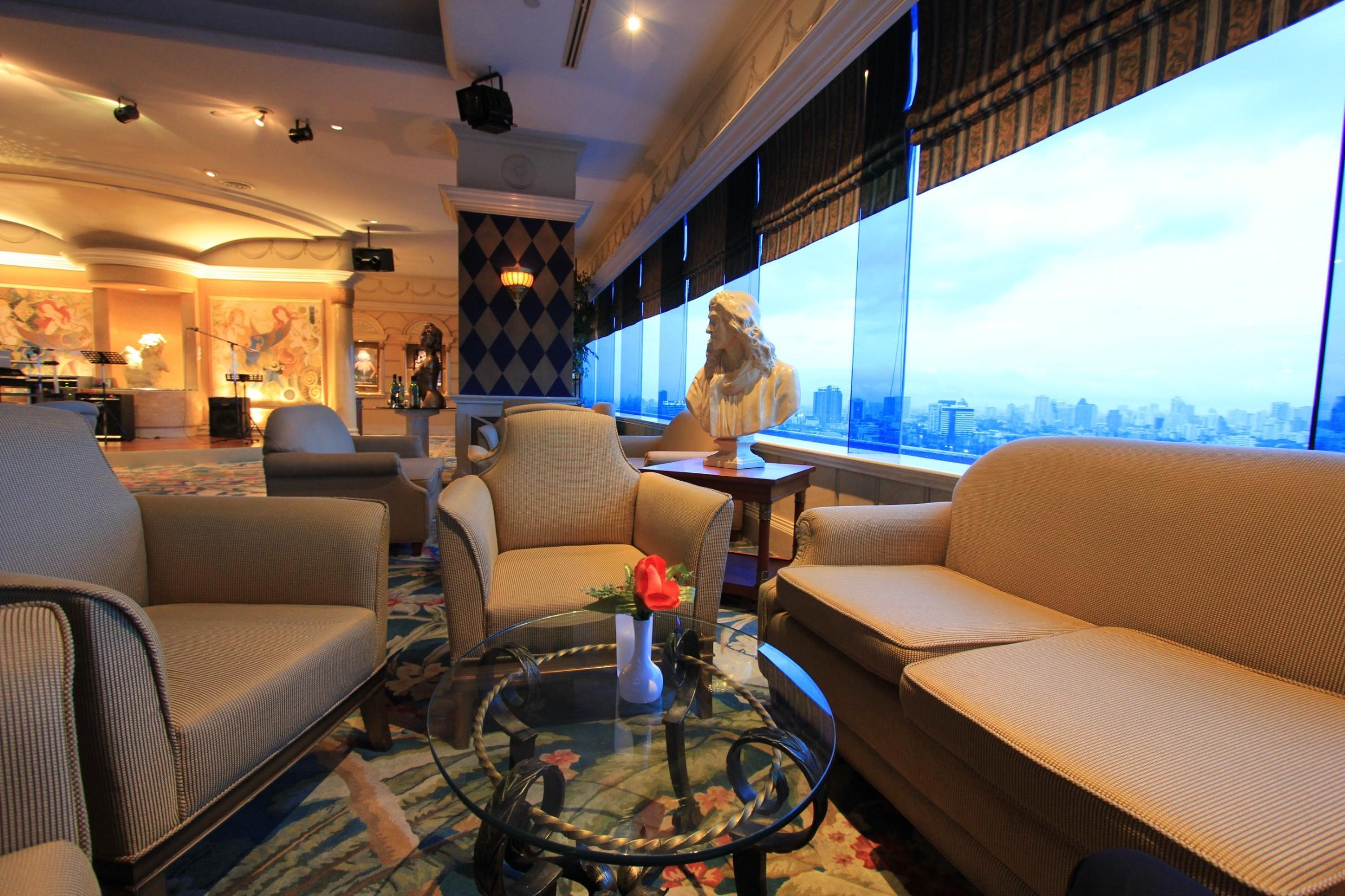 Golden Tulip Sovereign