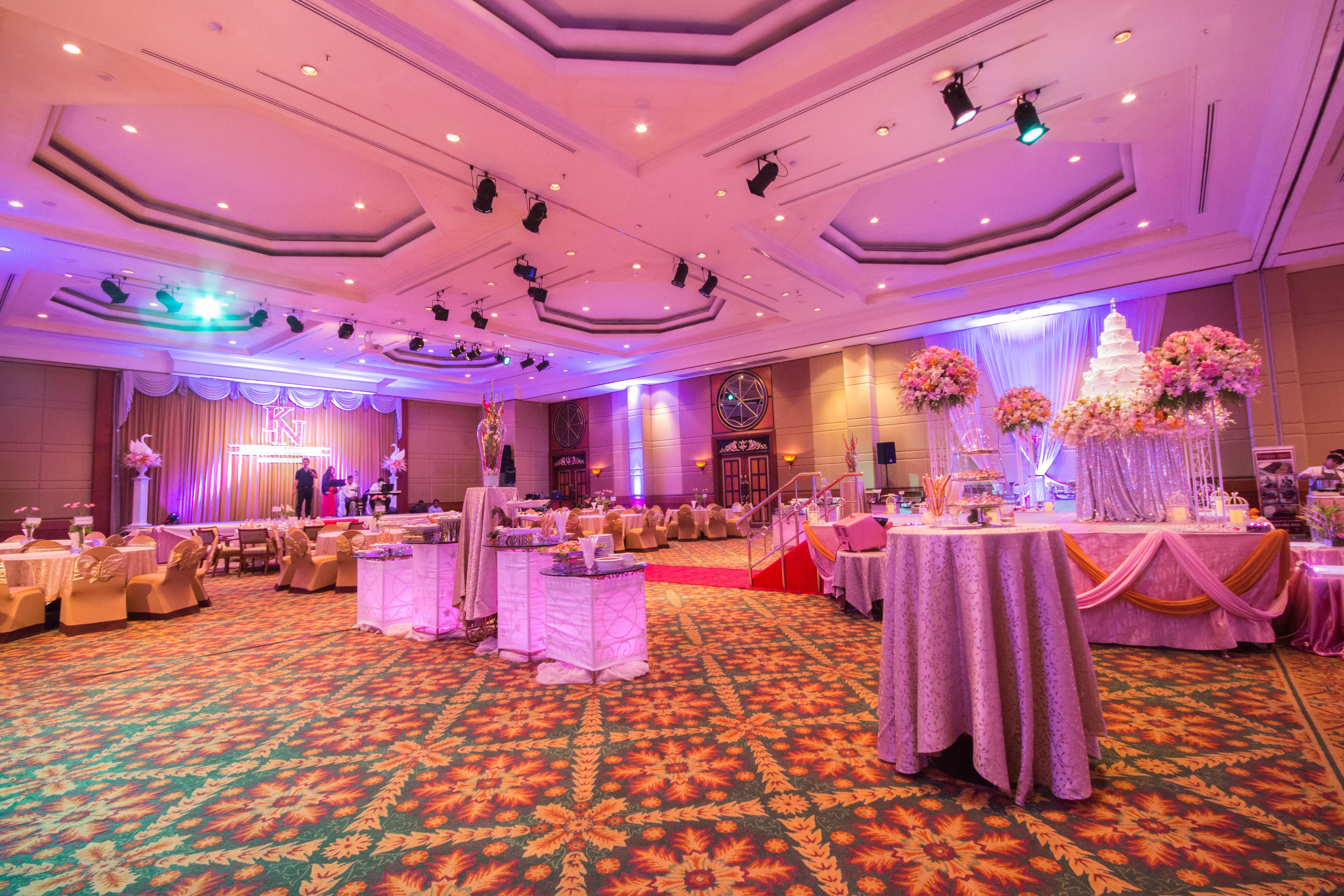 Hotel Golden Tulip Sovereign 4*