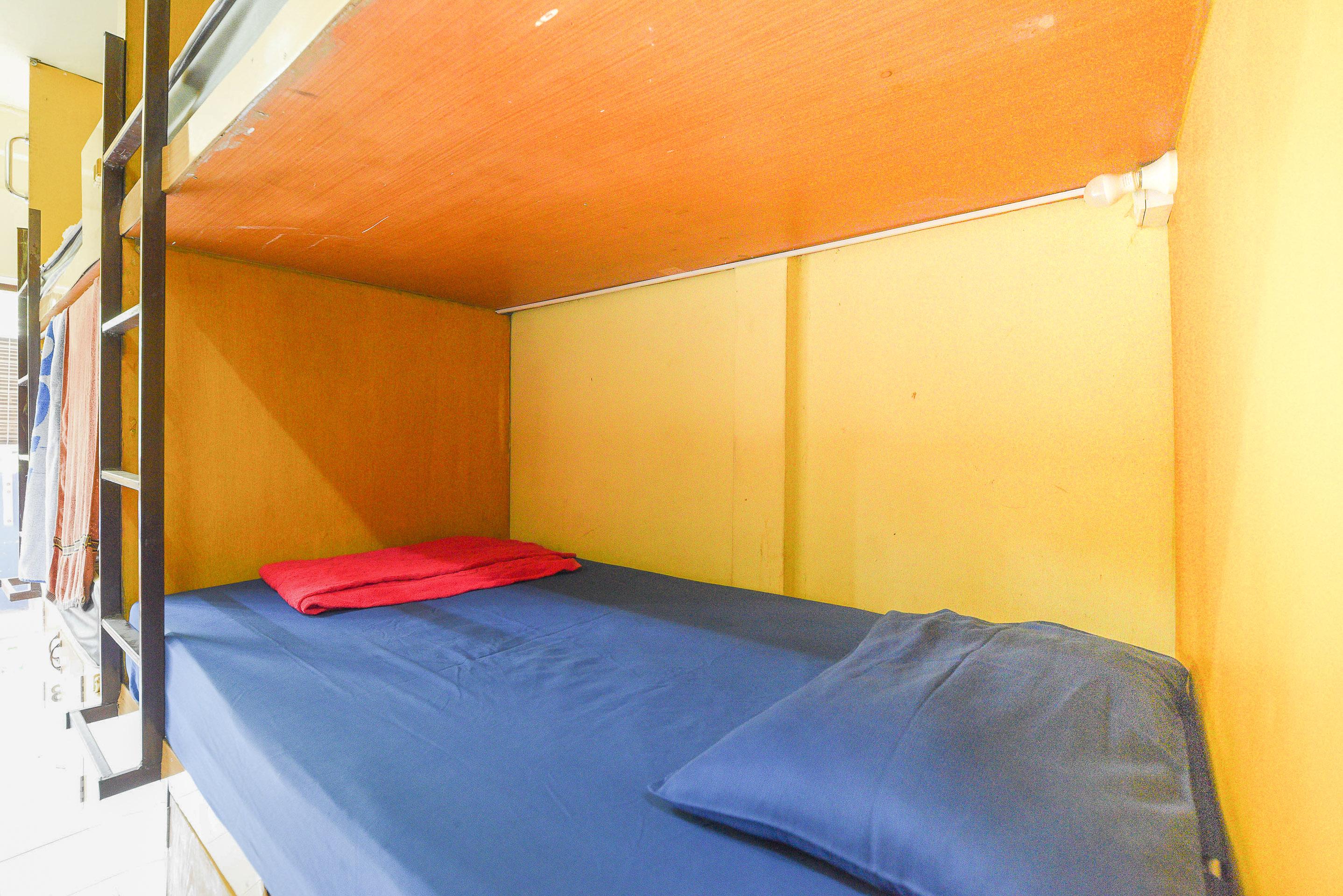 Oyo 938 Place Hotel