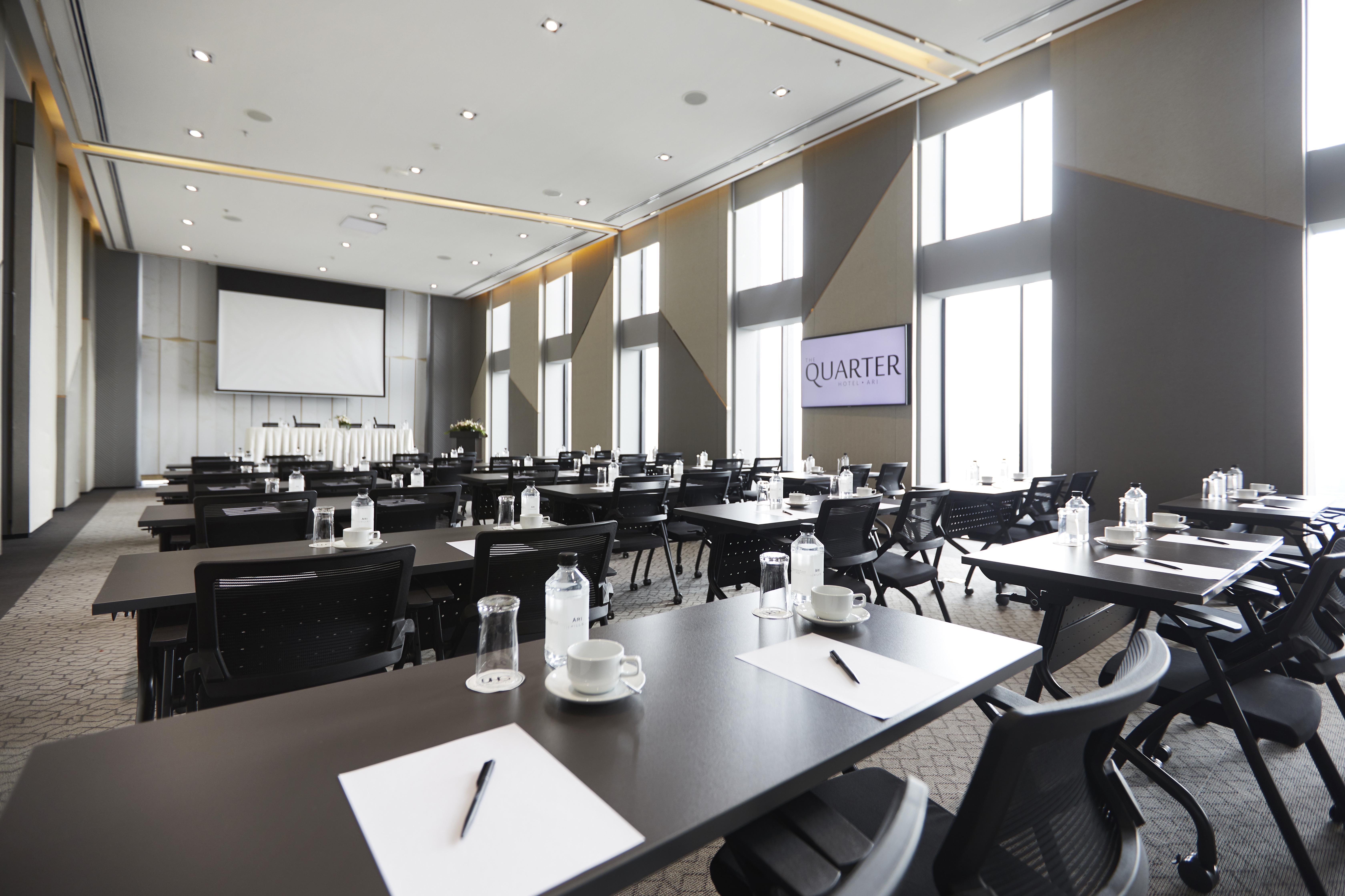 Hotel The Quarter Ari By Uhg