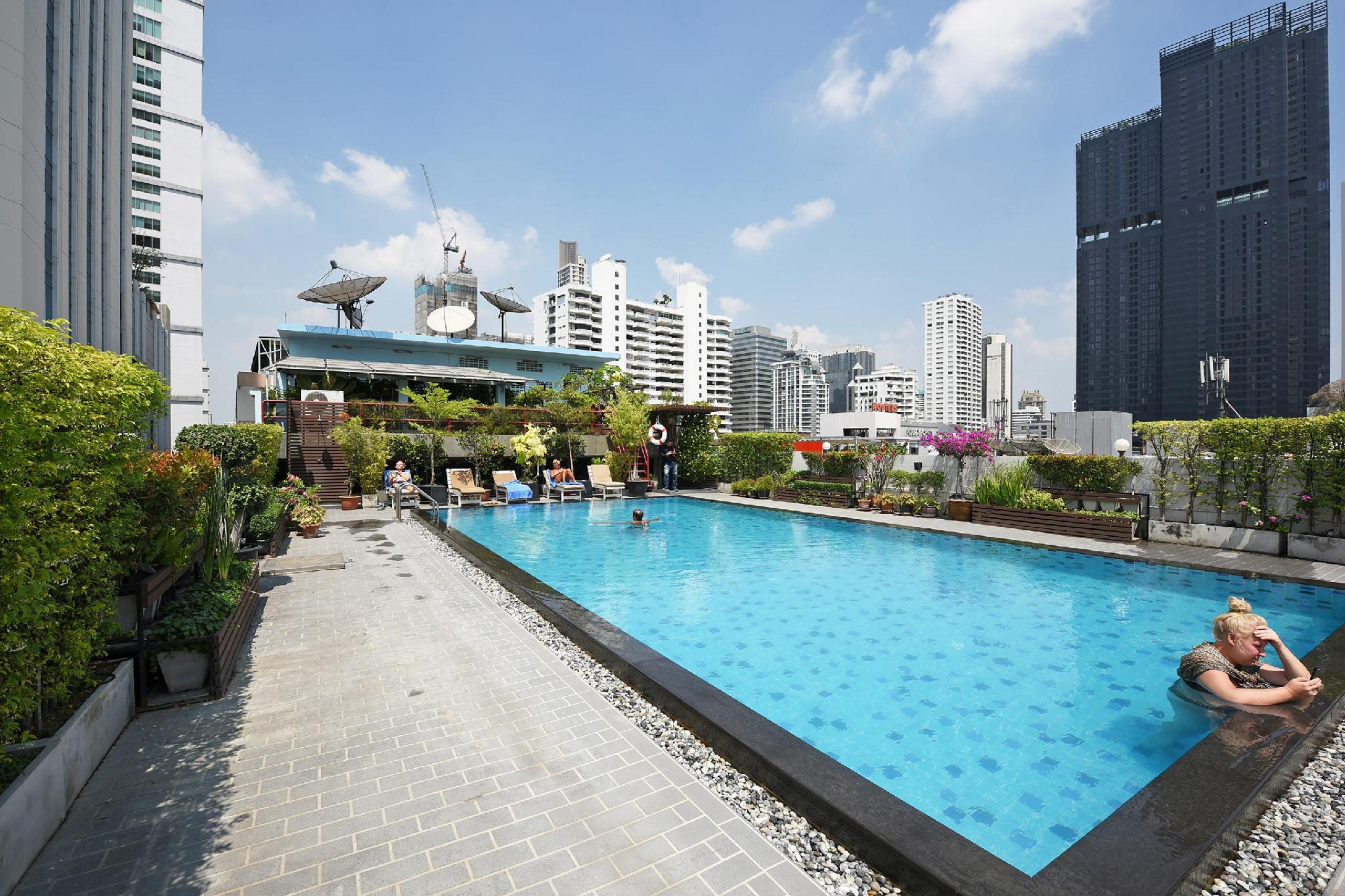 Hotel Ruamchitt Plaza 3*