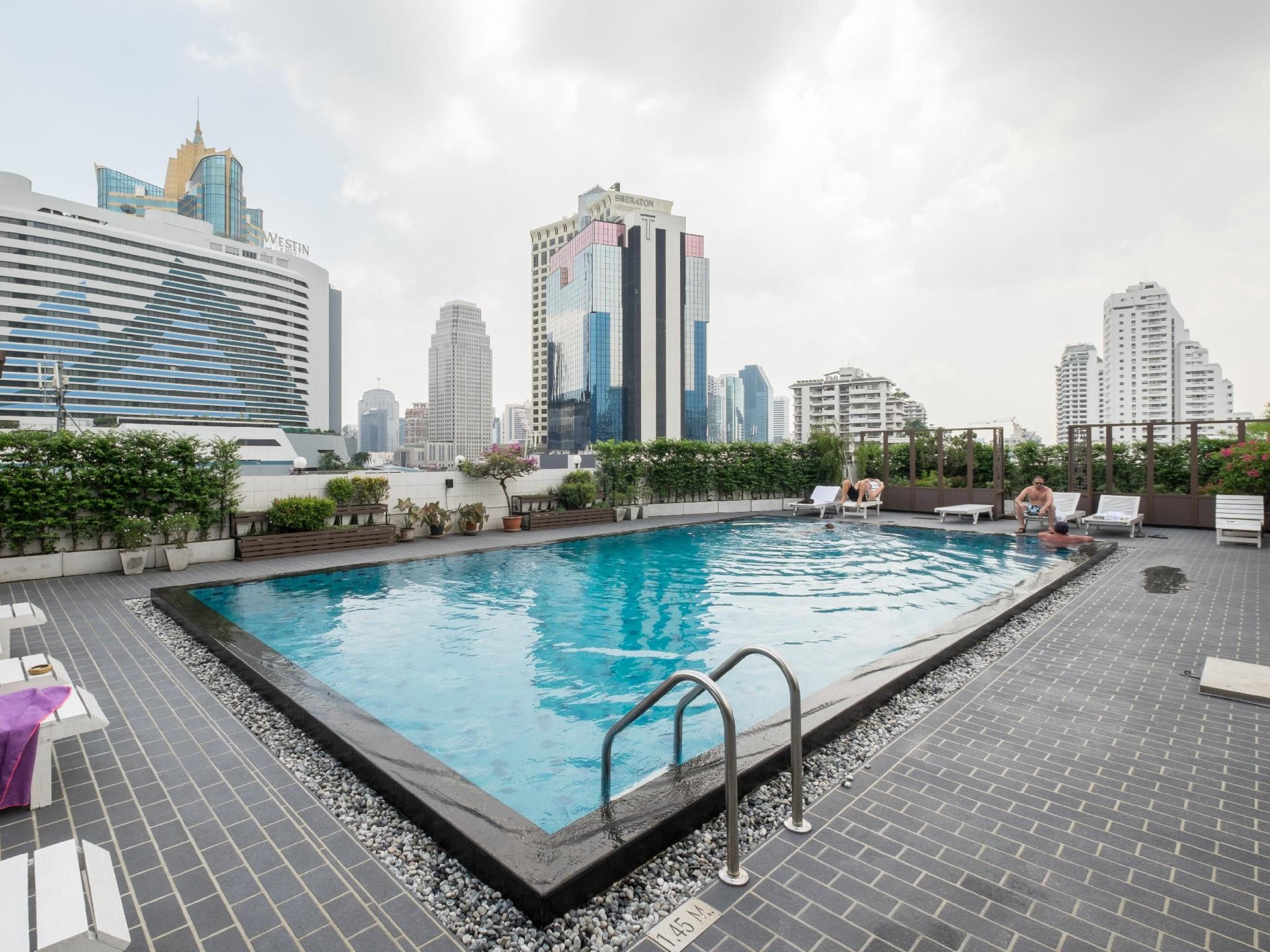 Ruamchitt Plaza Hotel Bangkok