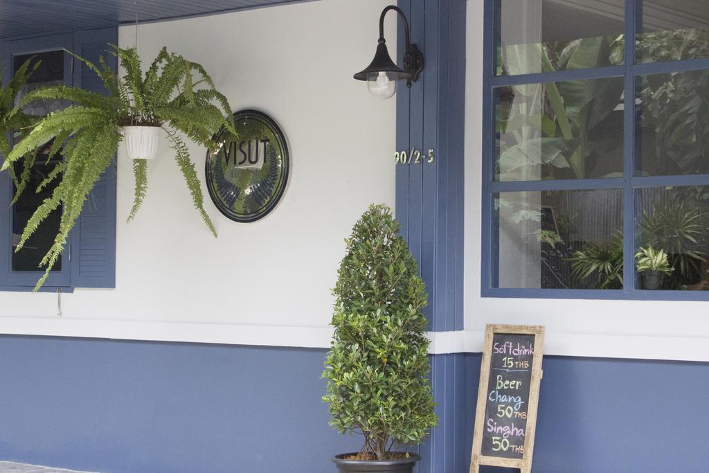 Visut House Bed & Breakfast Bangkok