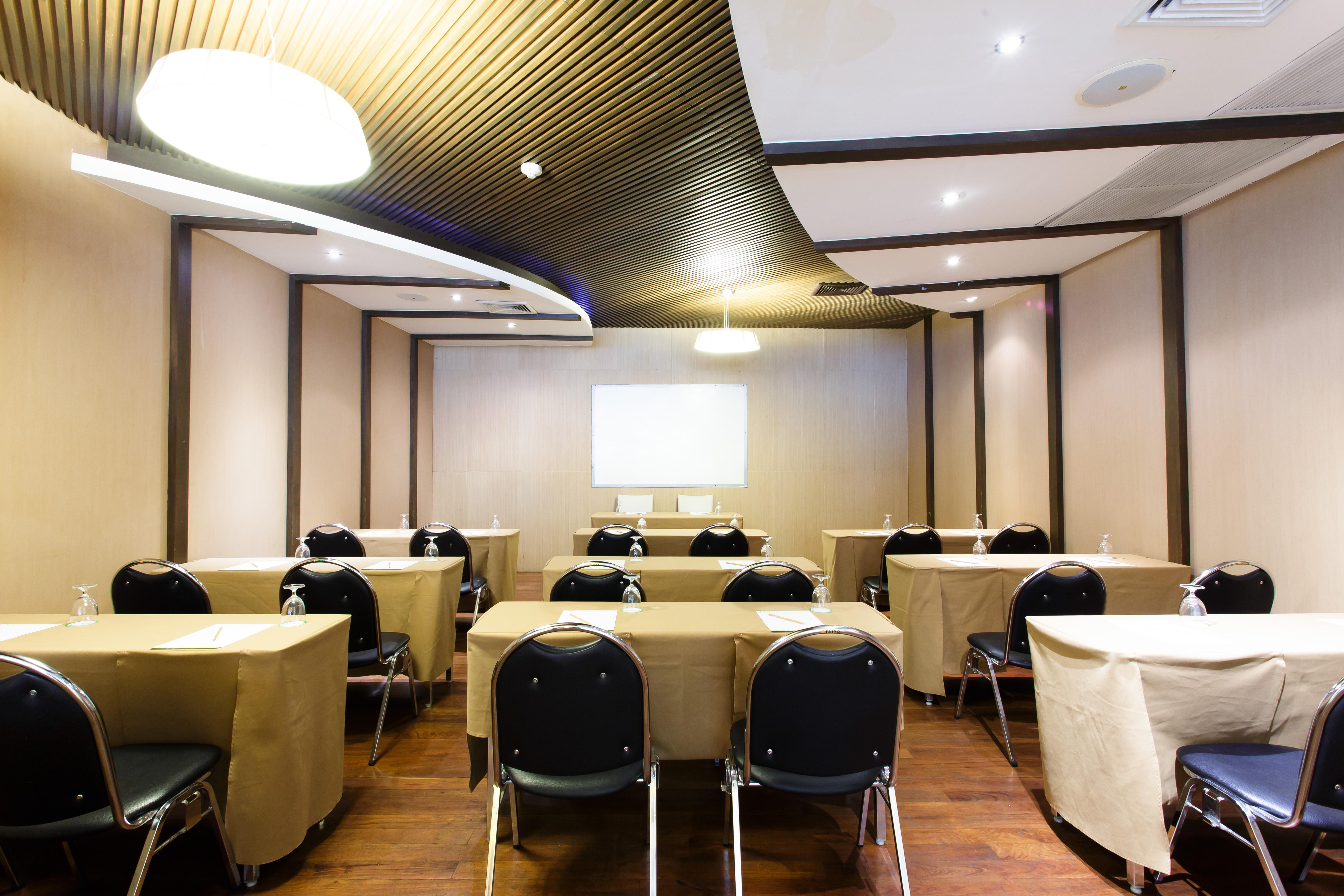 Jazzotel Hotel 4*