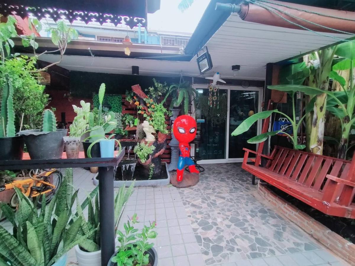 Ruenthip Guest house