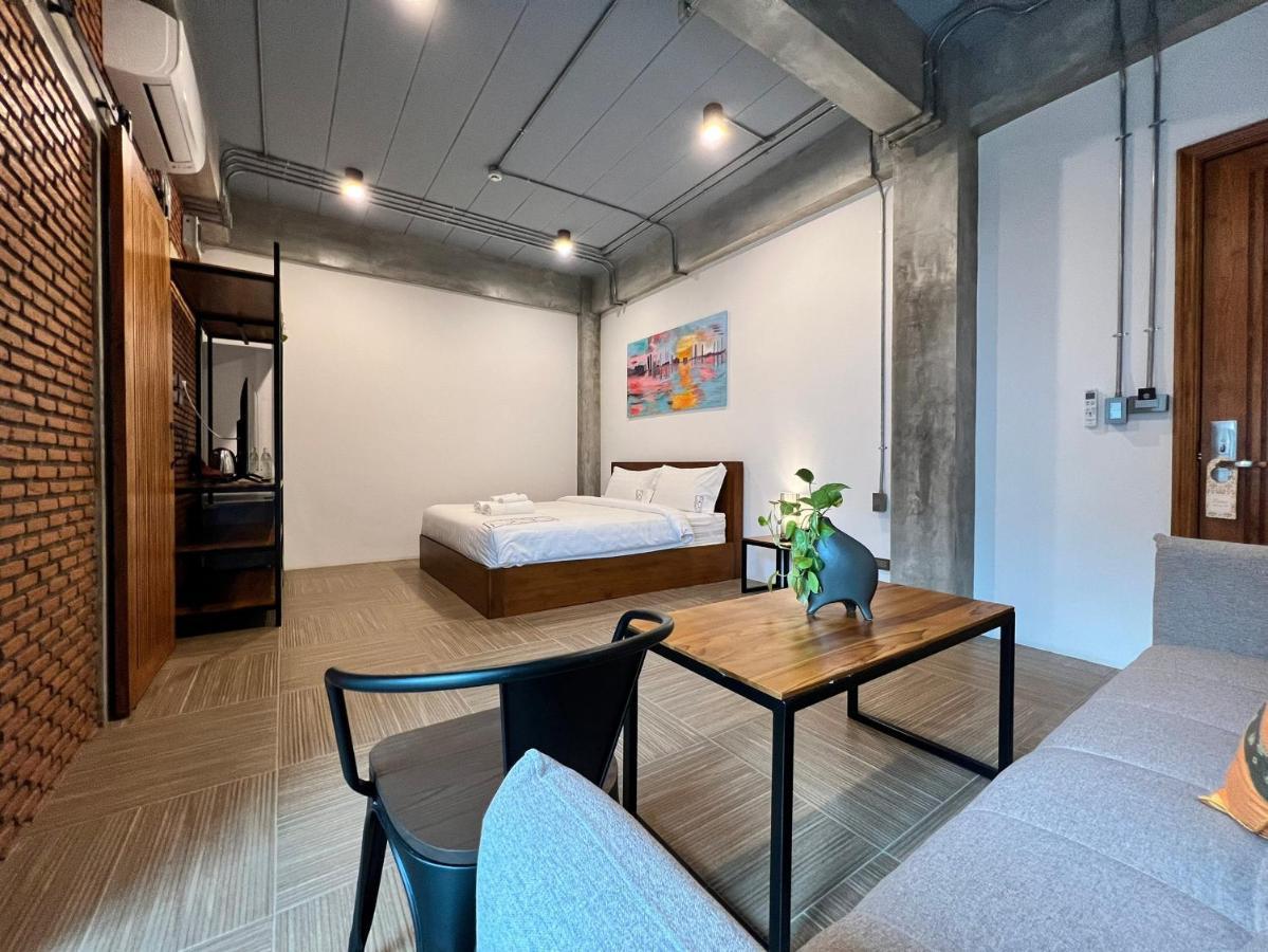 Loft 202