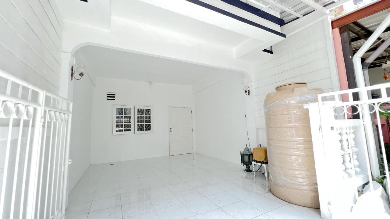 Ferienhaus Private 4bedrooms-parking-weekly Special Offer Bangkok