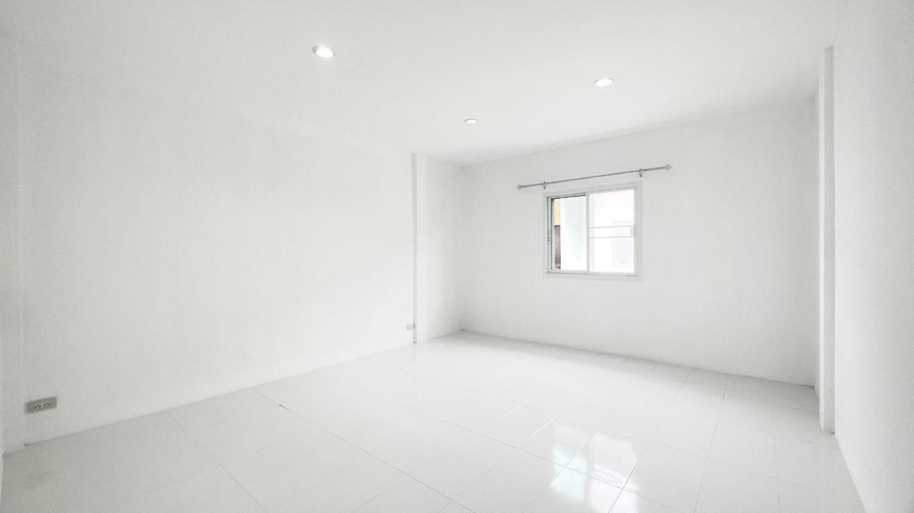 Private 4bedrooms-parking-weekly Special Offer Bangkok