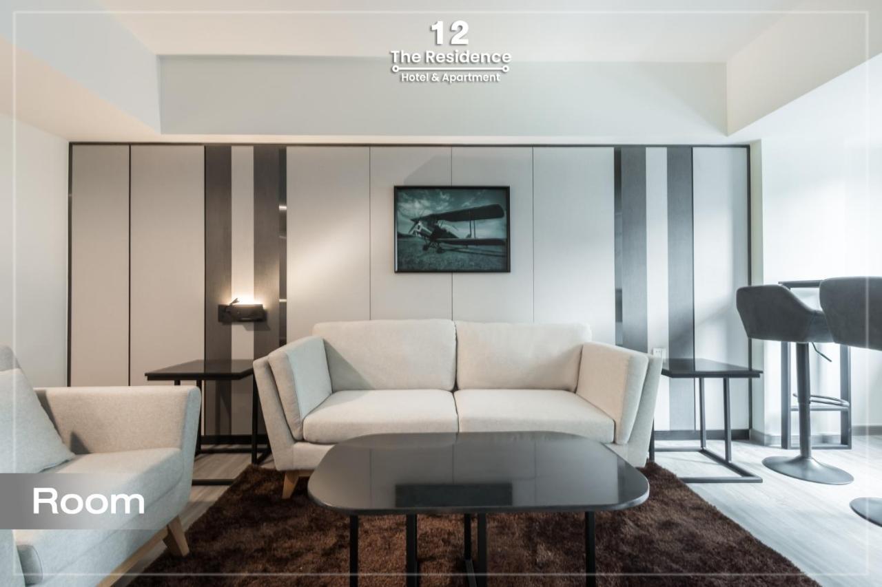 12 The At Don Mueang Airport Hotel