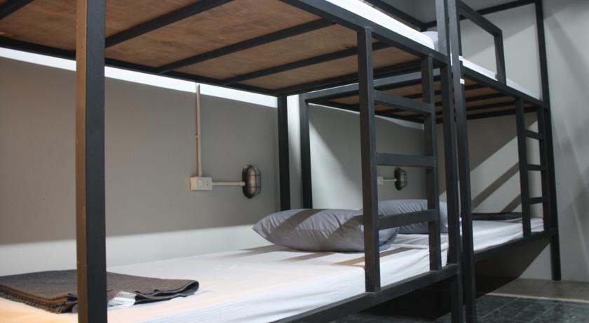 Hostel The Aris Bangkok