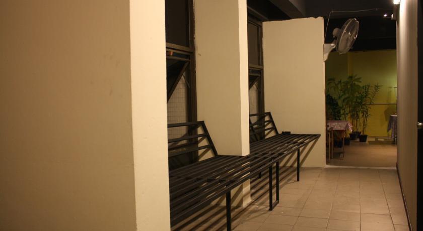 Hostel The Aris *