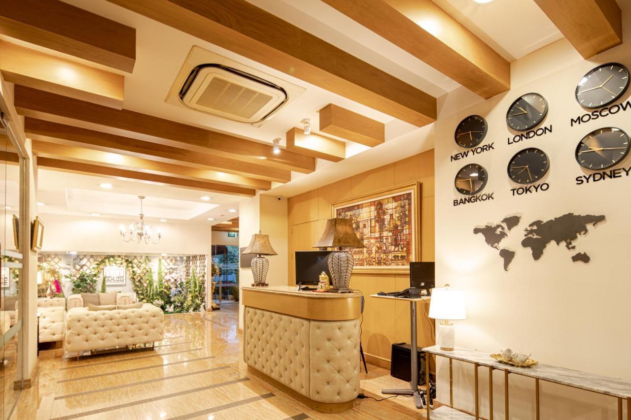 Schloss At Thonglor Hotel