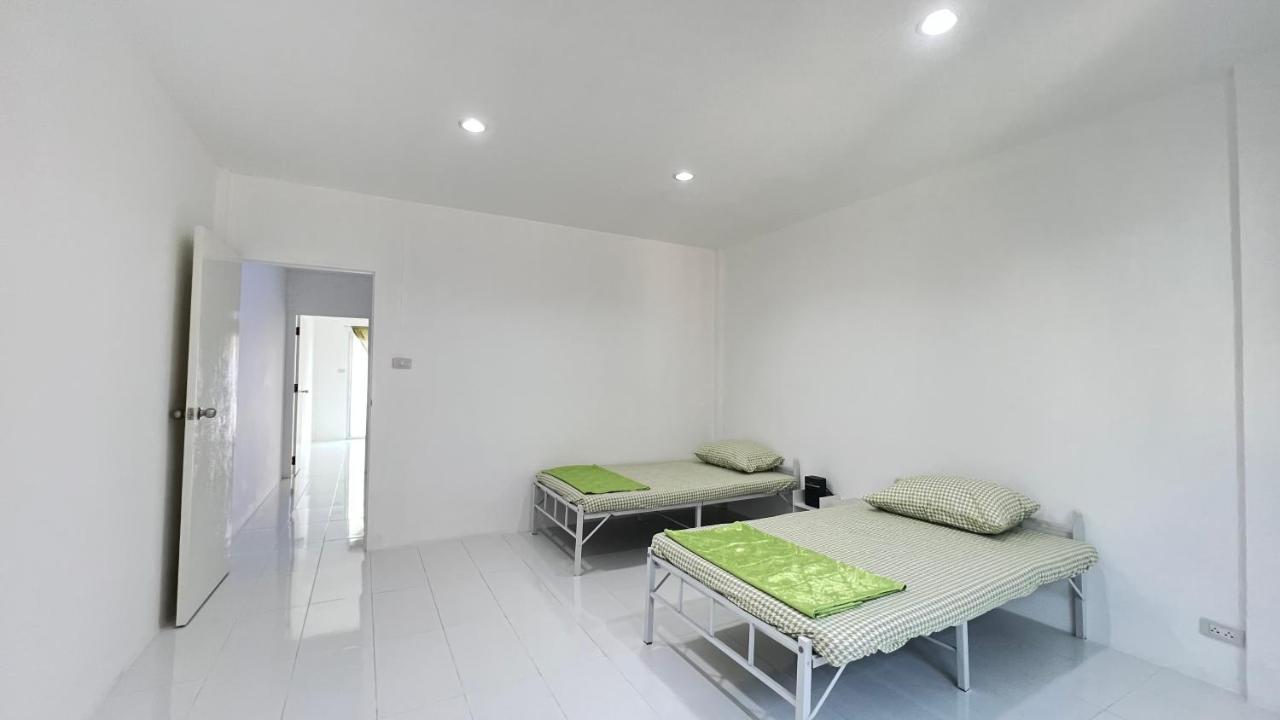 Private 4bedrooms-parking-weekly Special Offer