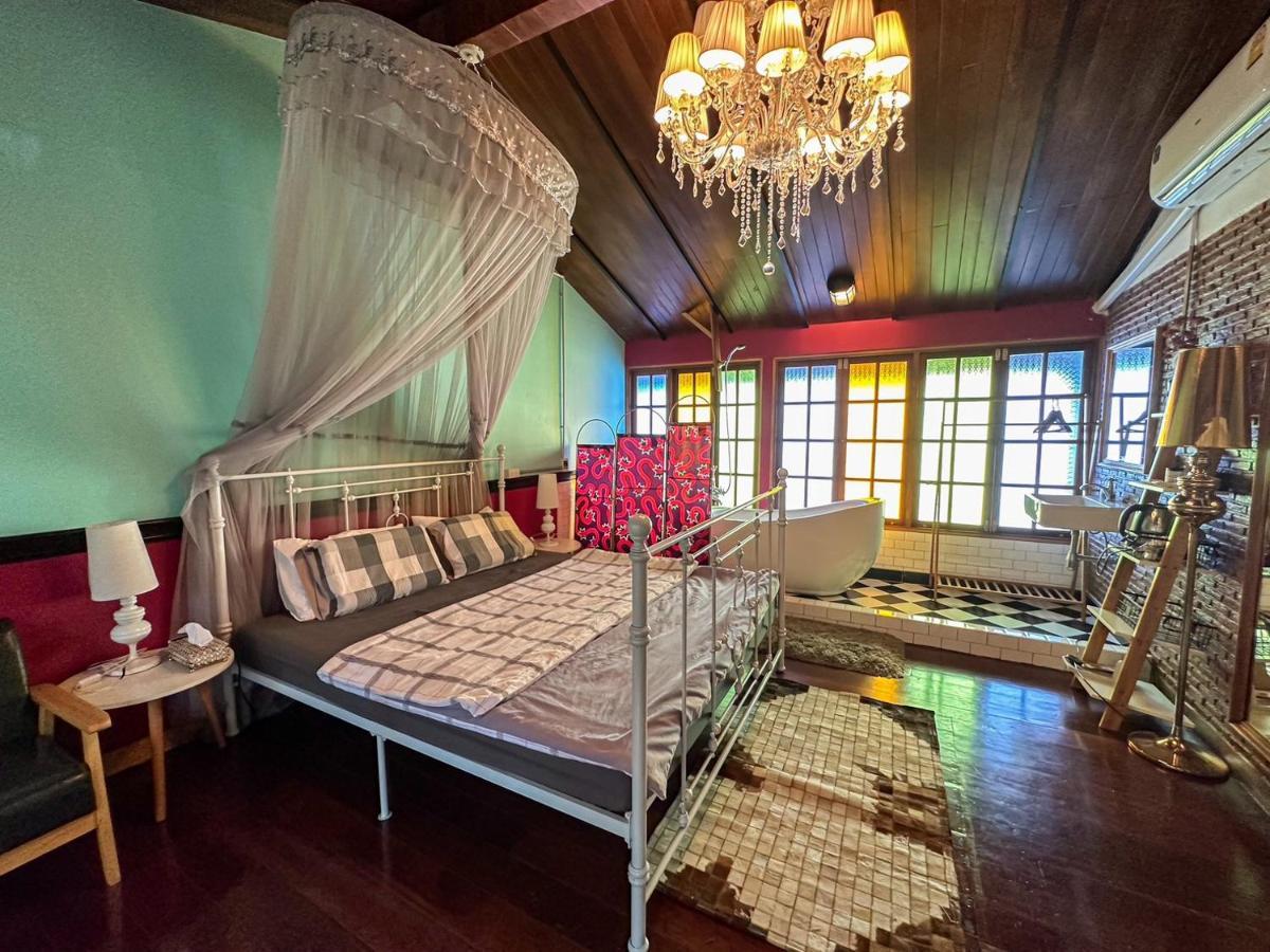 T-house Bkk 2floors Near Bts With Swimming Pool And Free Wifi Guest house *
