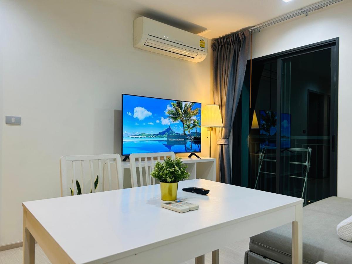 Rhythm Sukhumvit 36 Two Bedrooms Apartment