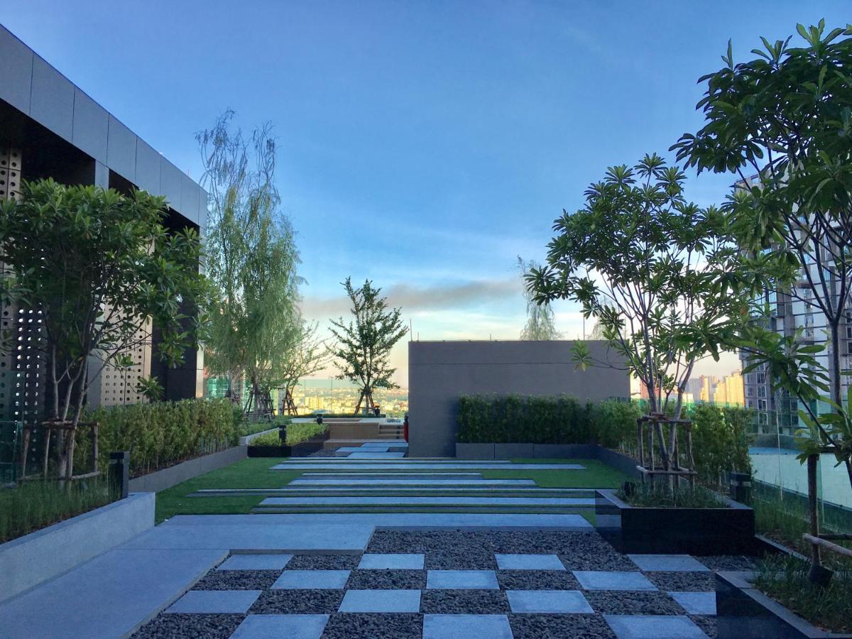 Apartment Rhythm Sukhumvit 36 Two Bedrooms