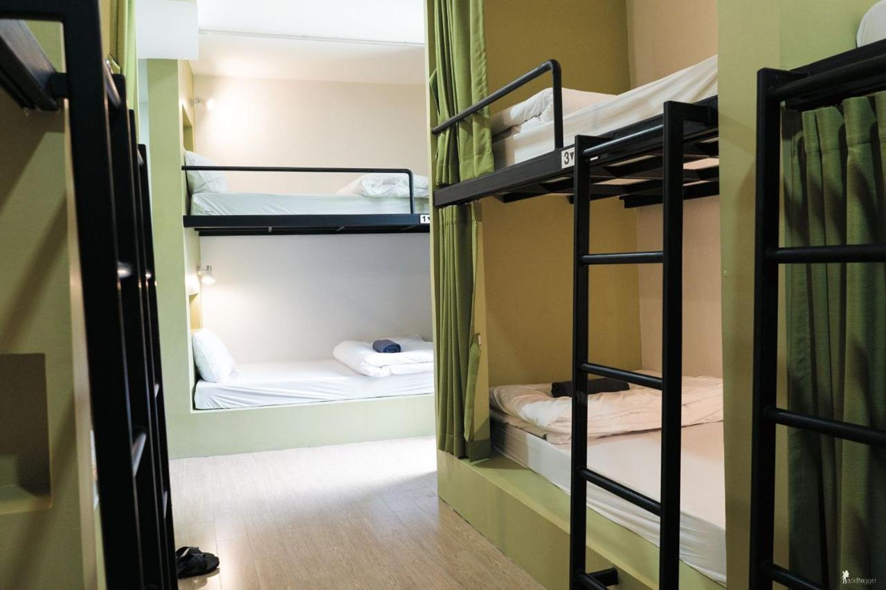 Day At Bts Bang Chak Hostel Bangkok