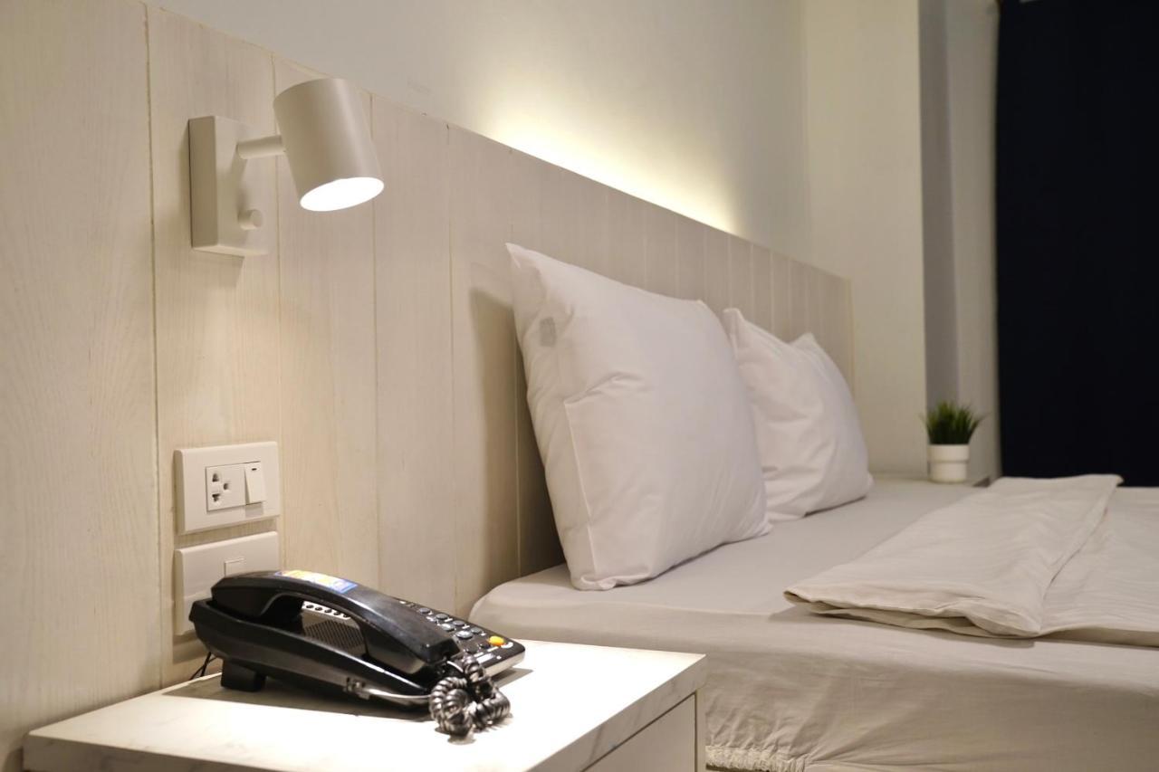 Inn View Place &