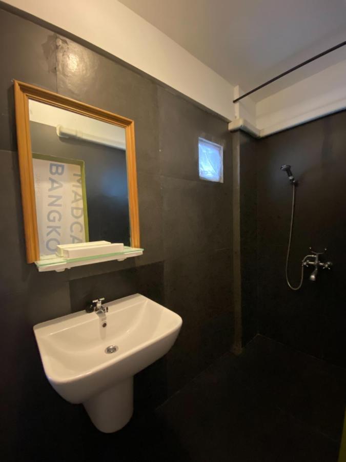 T-house Bkk 2floors Near Bts With Swimming Pool And Free Wifi Bangkok