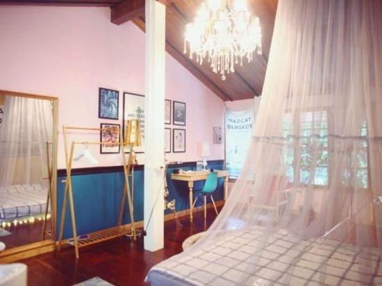 Guest house T-house Bkk 2floors Near Bts With Swimming Pool And Free Wifi Bangkok