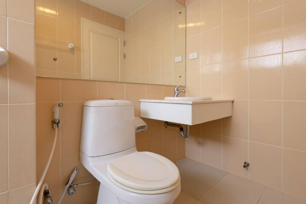 420 House- Up To 10 Guests In Bangkok. Holiday home Bangkok
