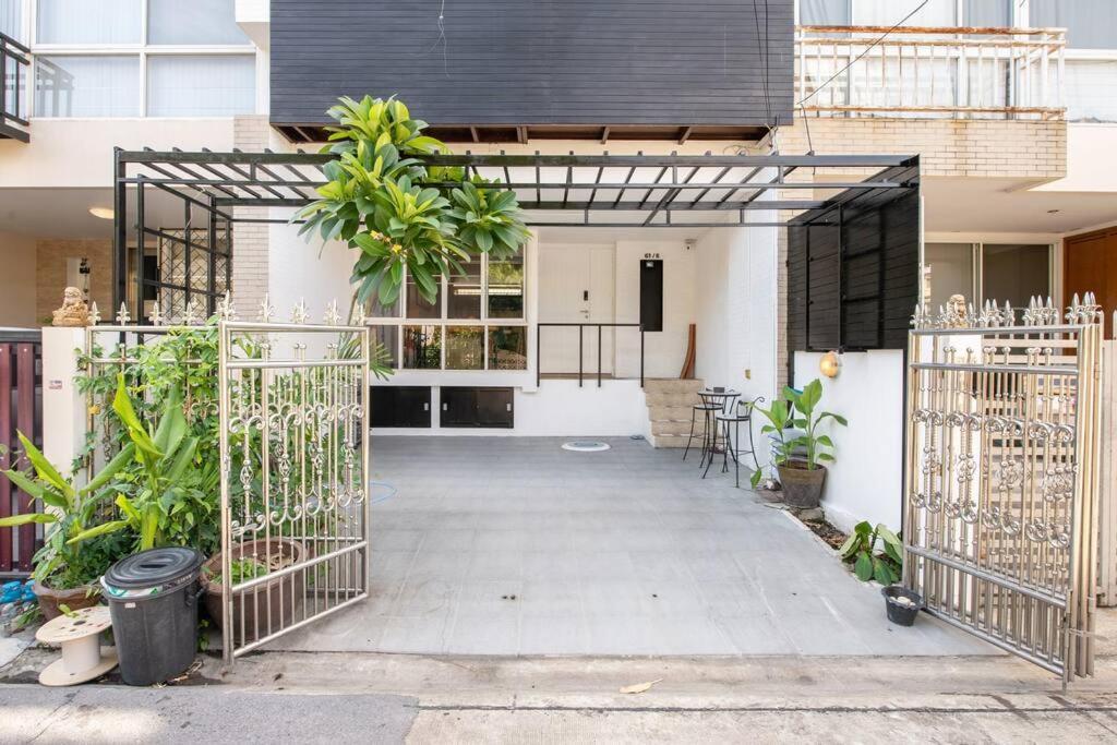 420 House- Up To 10 Guests In Bangkok. *
