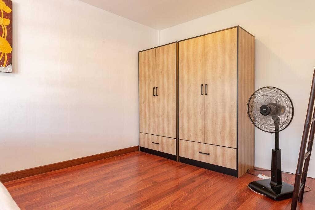 420 House- Up To 10 Guests In Bangkok. Holiday home Bangkok