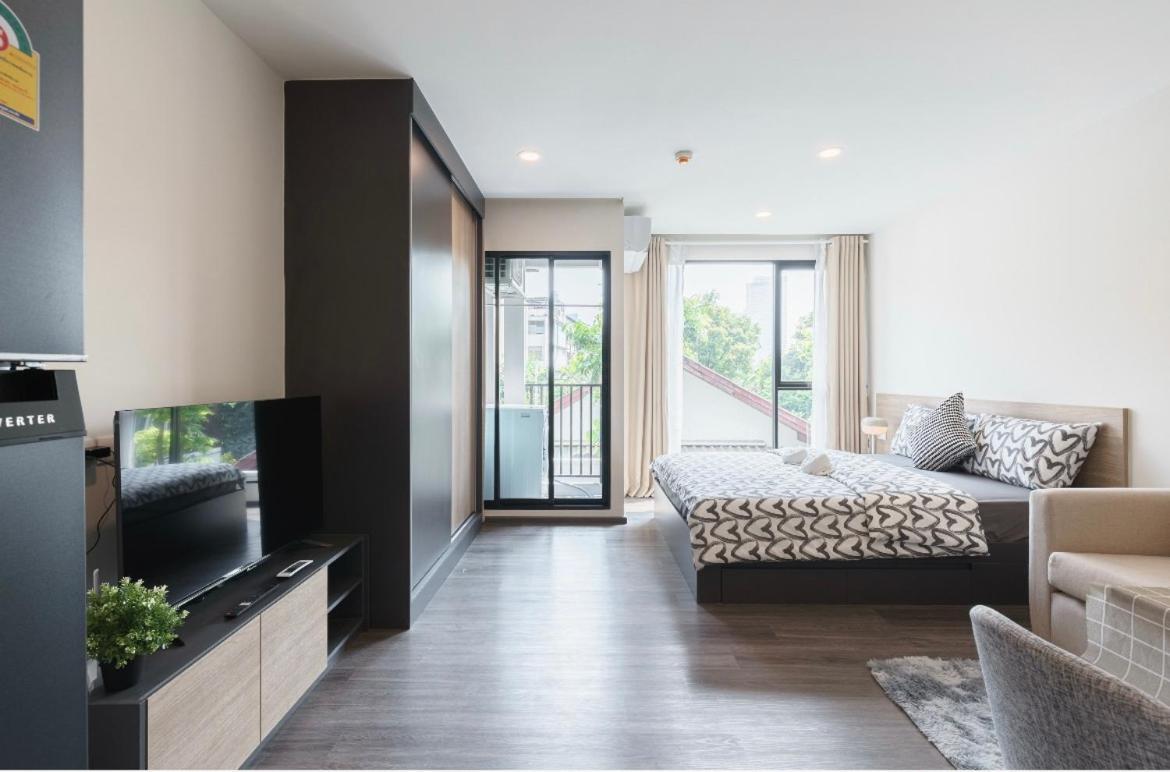 Apartment Sathon-charoen Nakhon Bangkok