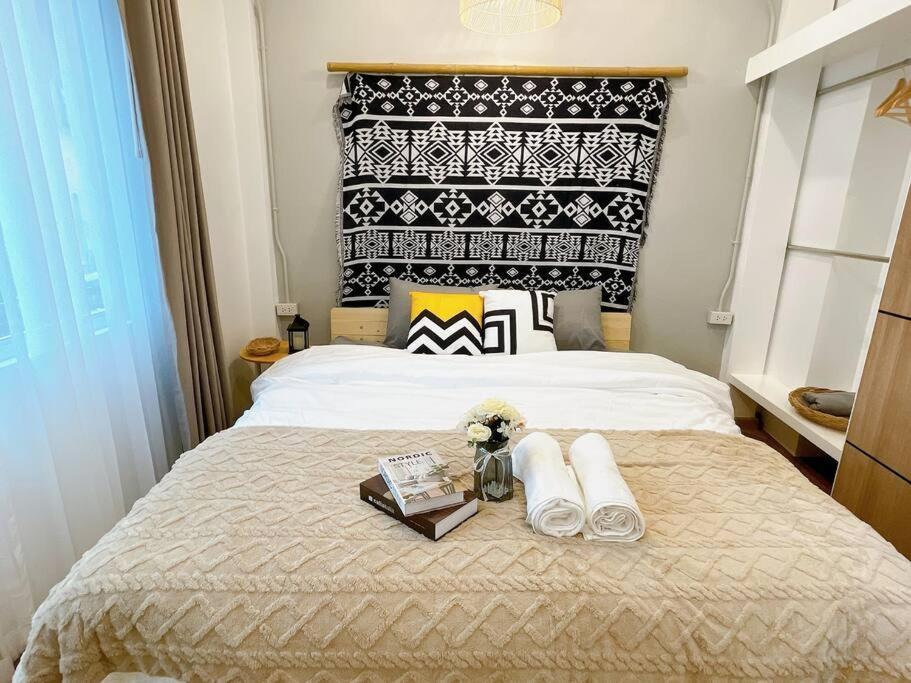 Unwind In Oldtown, Private Floor, Near Grand Palace Bangkok