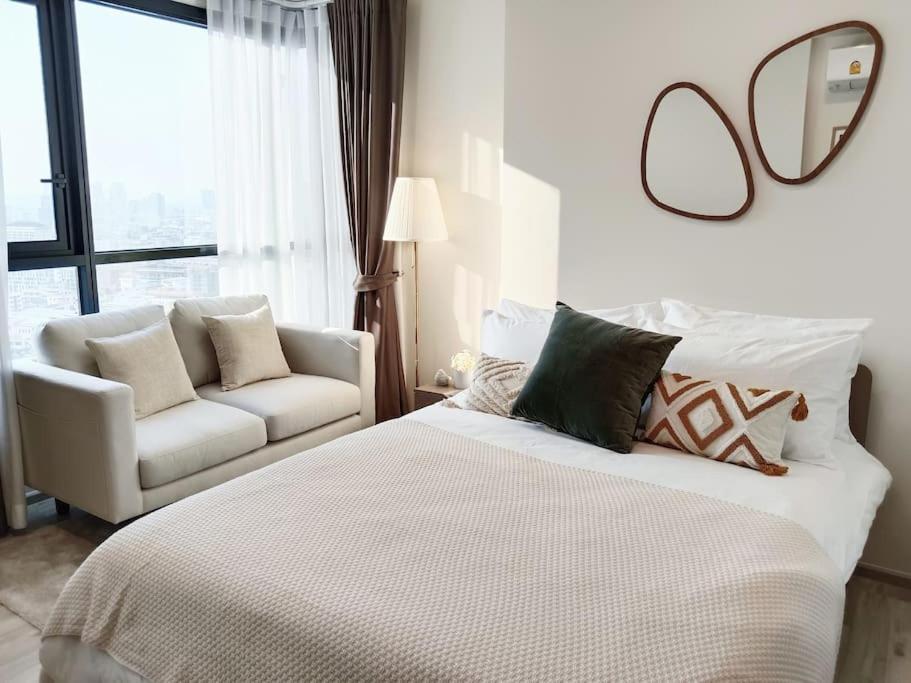 Xt Huaikhwang Apartment Bangkok