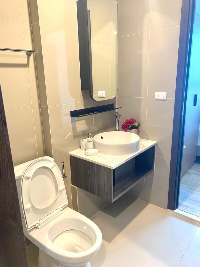 Apartment Xt Huaikhwang Bangkok