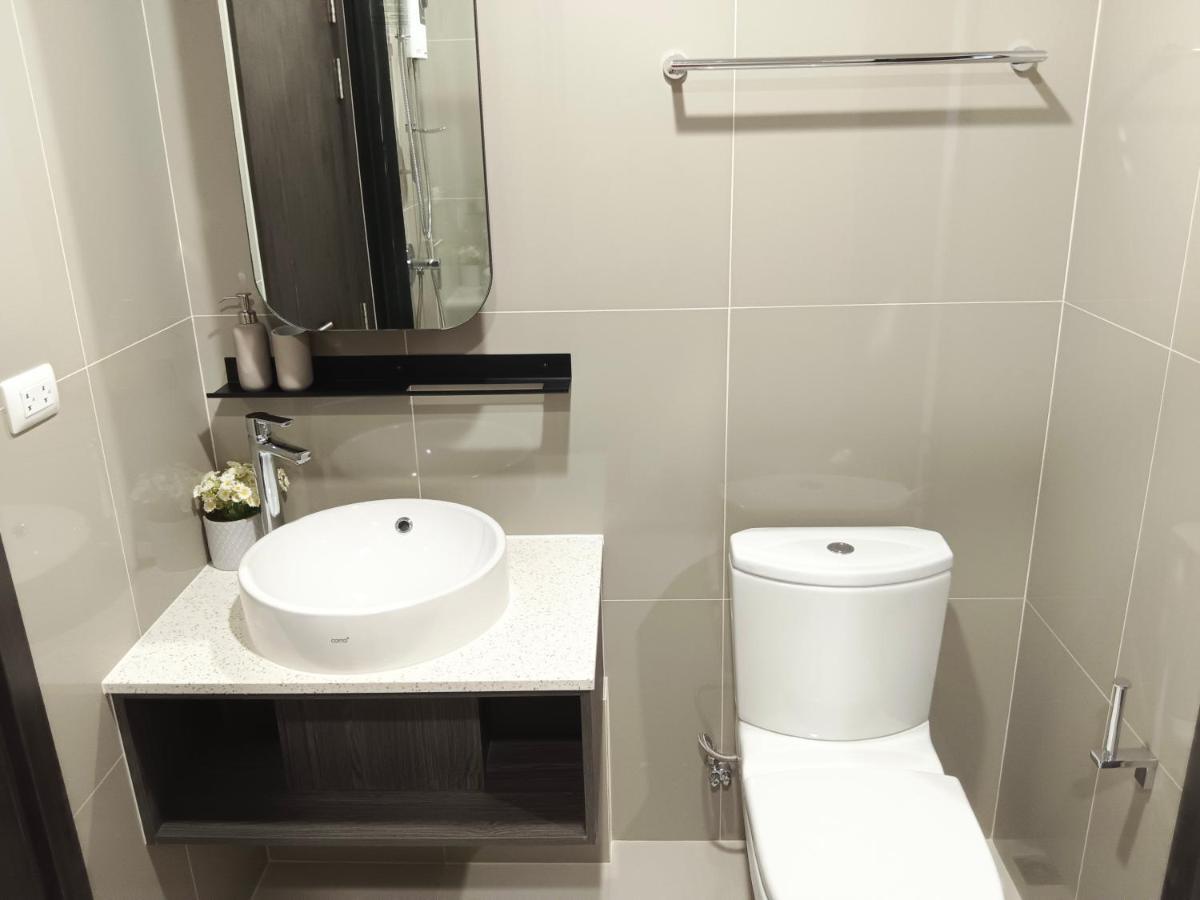 Apartment Xt Huaikhwang Bangkok