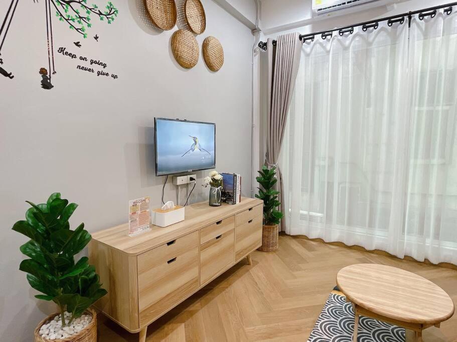 Unwind In Oldtown, Private Floor, Near Grand Palace Apartment Bangkok
