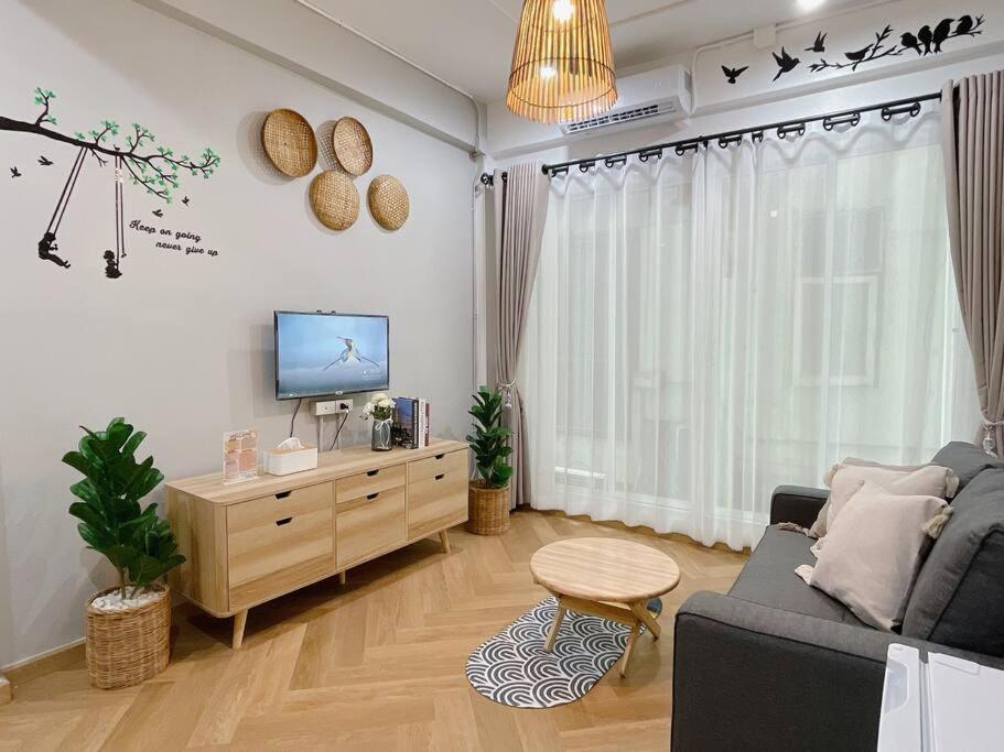 Unwind In Oldtown, Private Floor, Near Grand Palace Bangkok