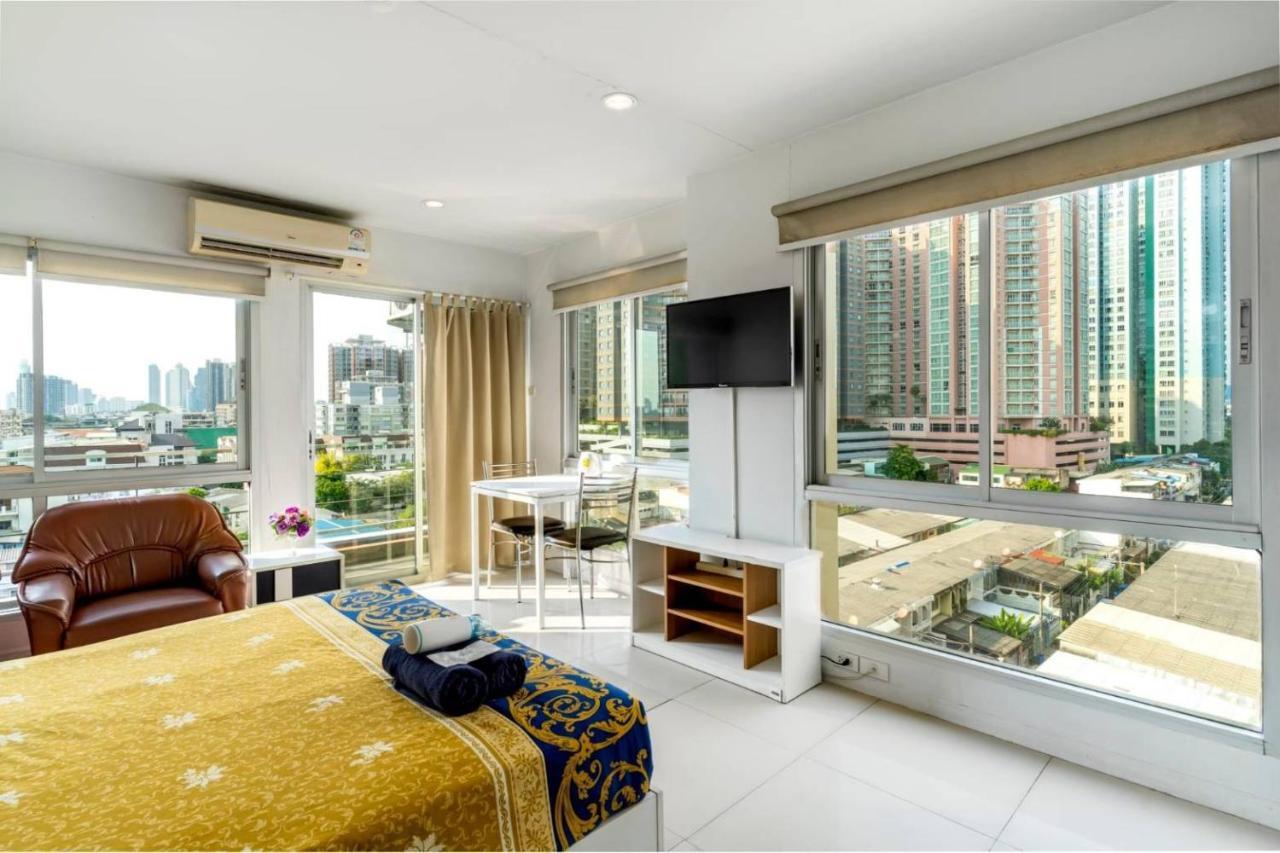 Herberg Right Place Sathorn 2*