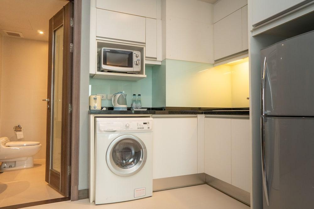 Legacy Sukhumvit - Sha Extra Hotel