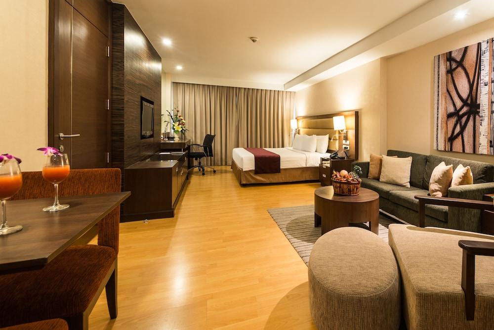 Legacy Sukhumvit - Sha Extra Hotel